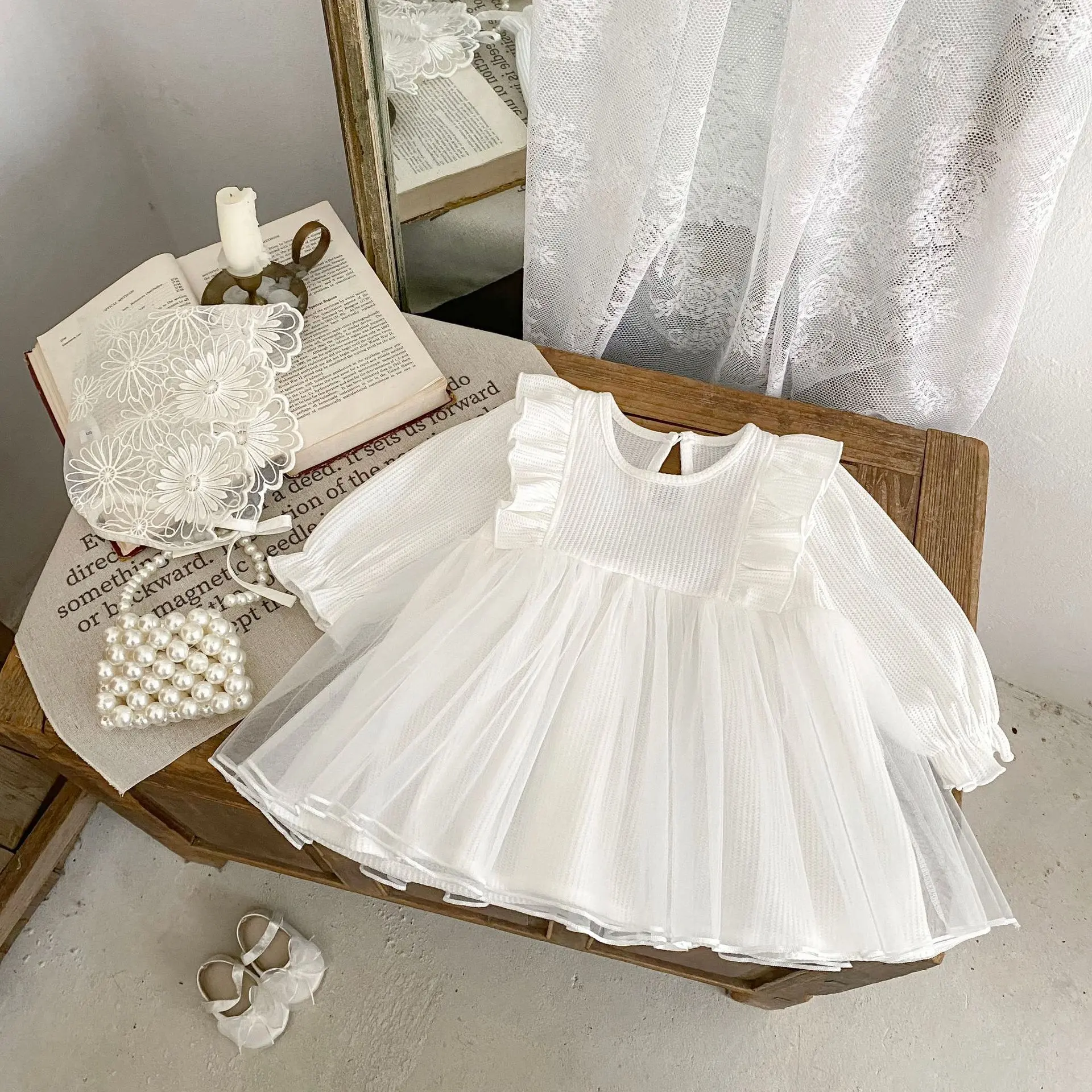 Spring  new 0-3 year old baby clothing, fashionable baby girl dress, exquisite long sleeved princess skirt A-line skirt
