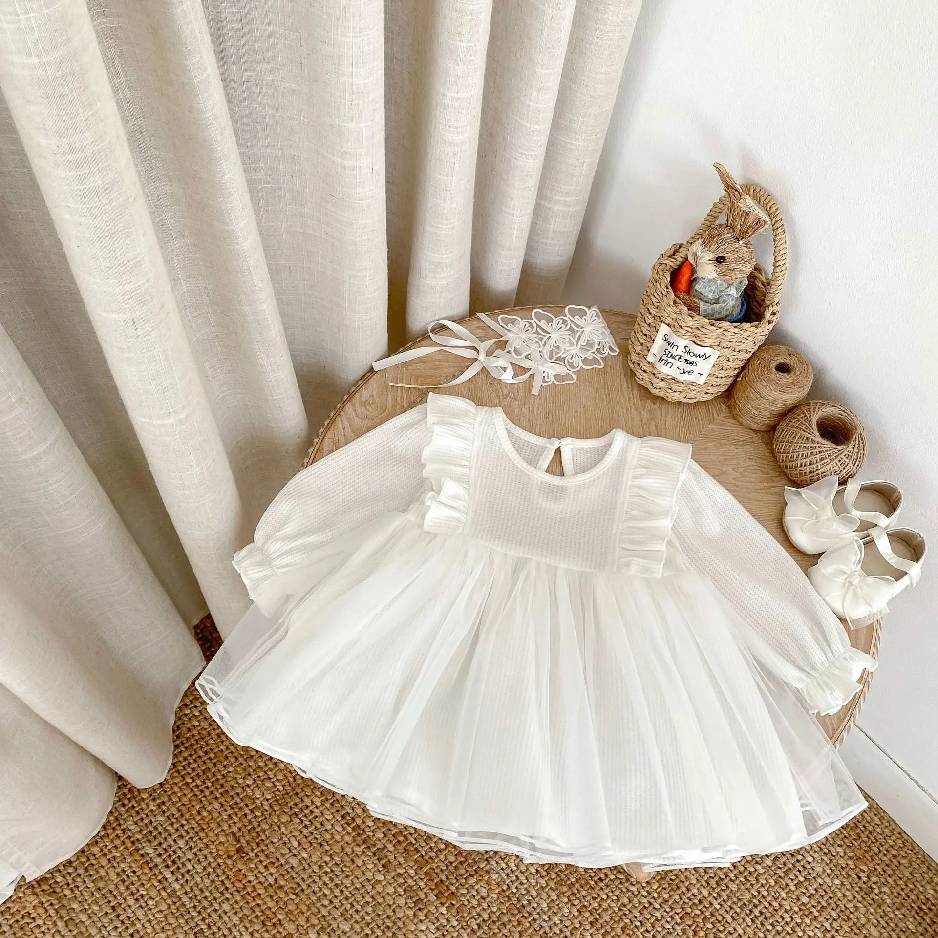 Spring  new 0-3 year old baby clothing, fashionable baby girl dress, exquisite long sleeved princess skirt A-line skirt