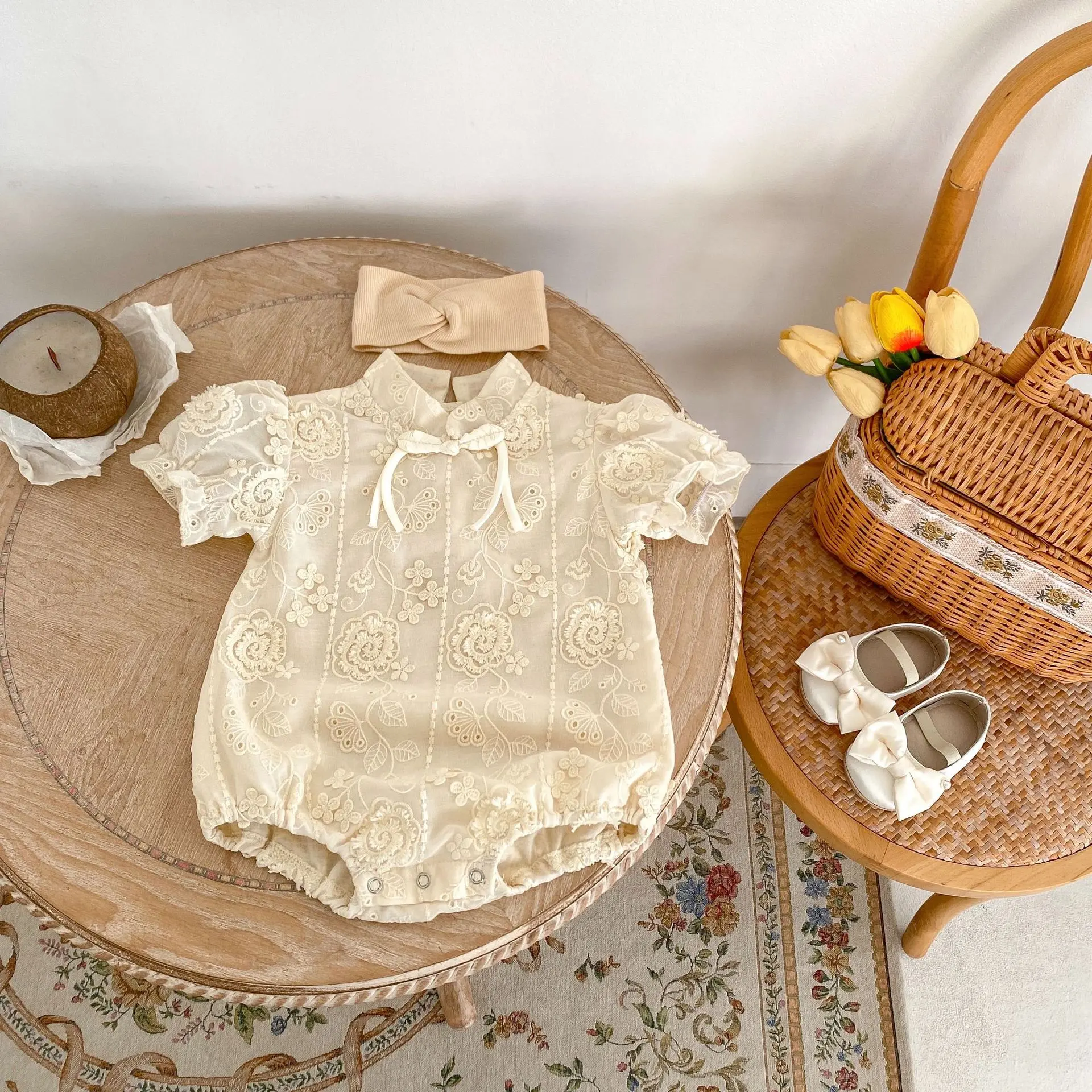Summer New Infant Fashion Versatile Triangle jumpsuit for Girls and Babies 3D Embroidered Short sleeved Sweetheart Jumpsuit