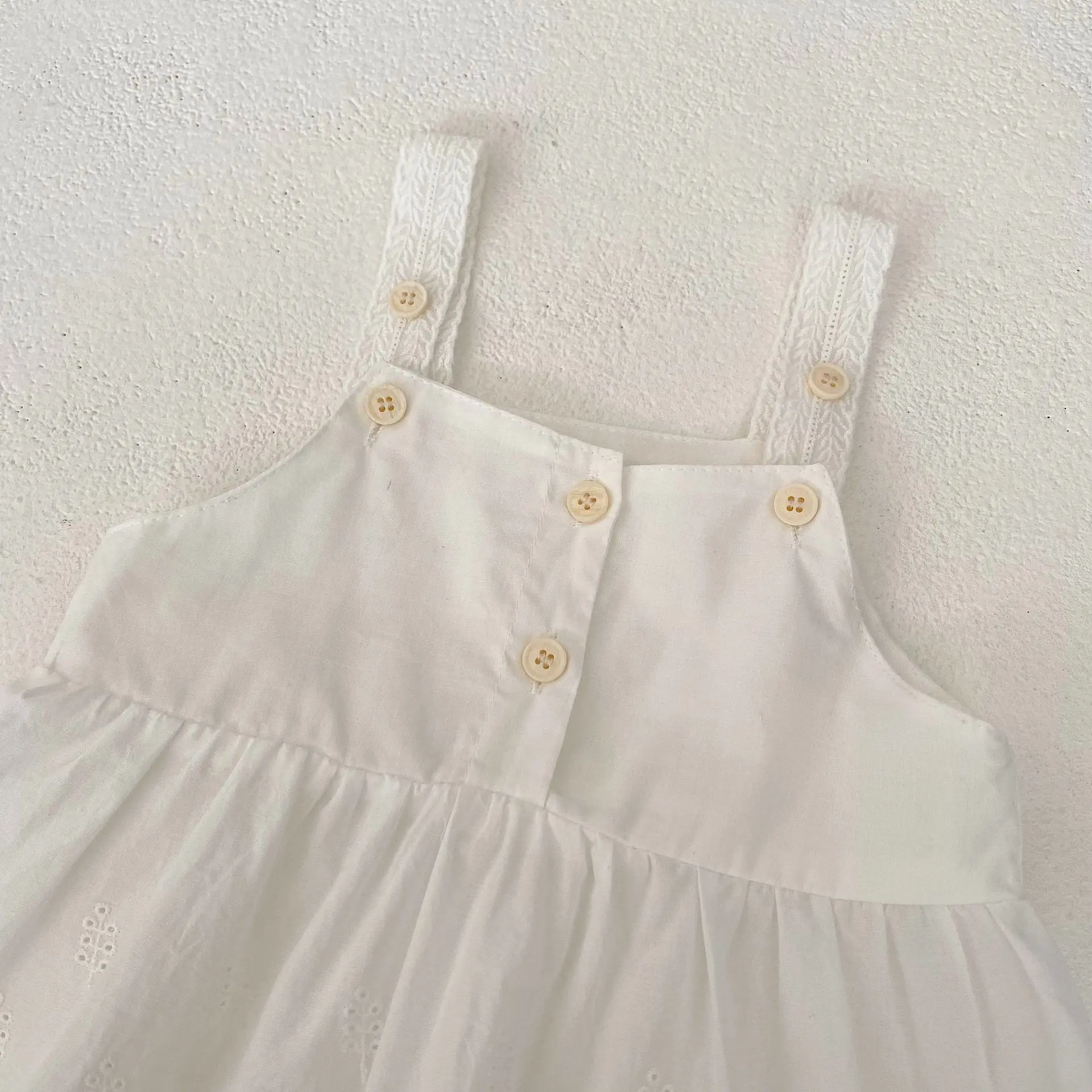 New Summer Set for Girls, Fashionable and Versatile Clothing for Infants and Girls with Sleeveless Strap Top and Triangle Wrap P