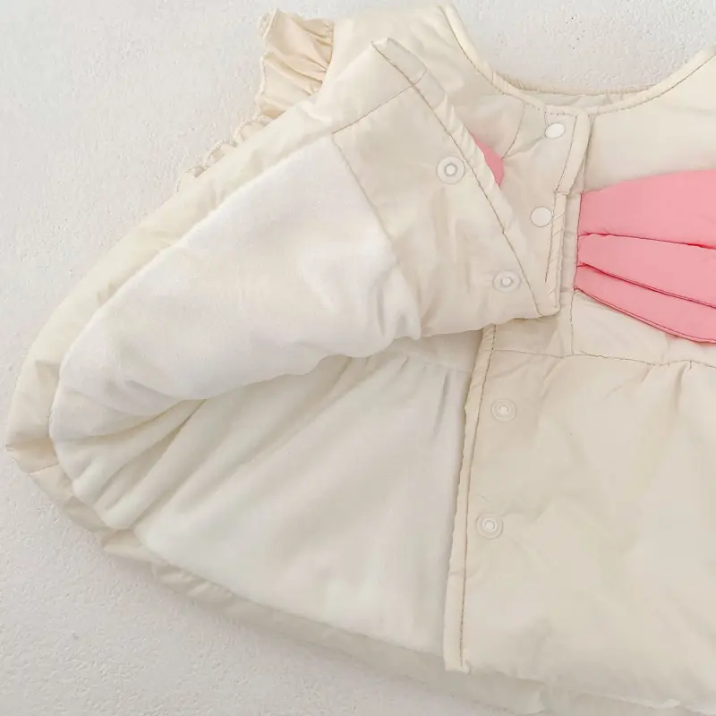 New winter baby clothing, 0-3 year old female baby, butterfly fly sleeved cotton jacket, vest cardigan