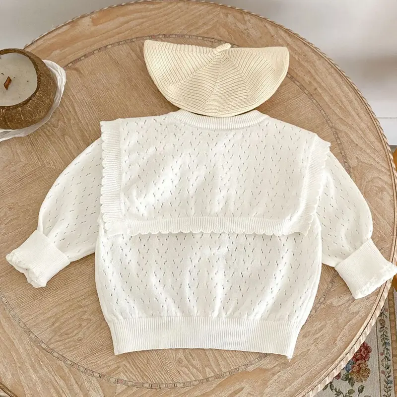 New autumn baby clothing, 0-3 year old female baby, cotton knitted cardigan with a large flip collar knitted jacket