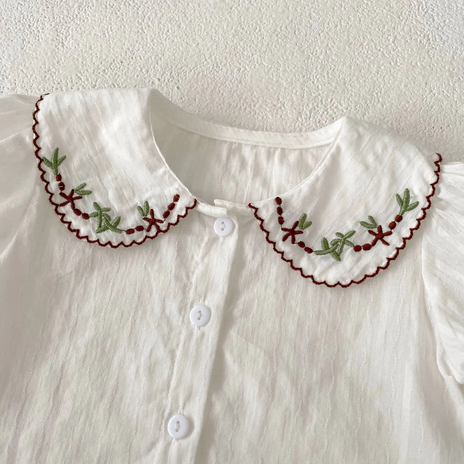 Summer New Fashion Versatile Short sleeved Set for Infants and Girls Embroidered Doll Neck Short sleeved Top+Triangle Wrap Botto