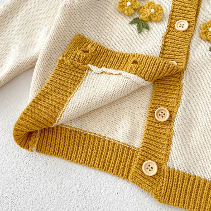 New autumn baby clothing, 0-3 year old girls, three-dimensional crochet knitted jacket