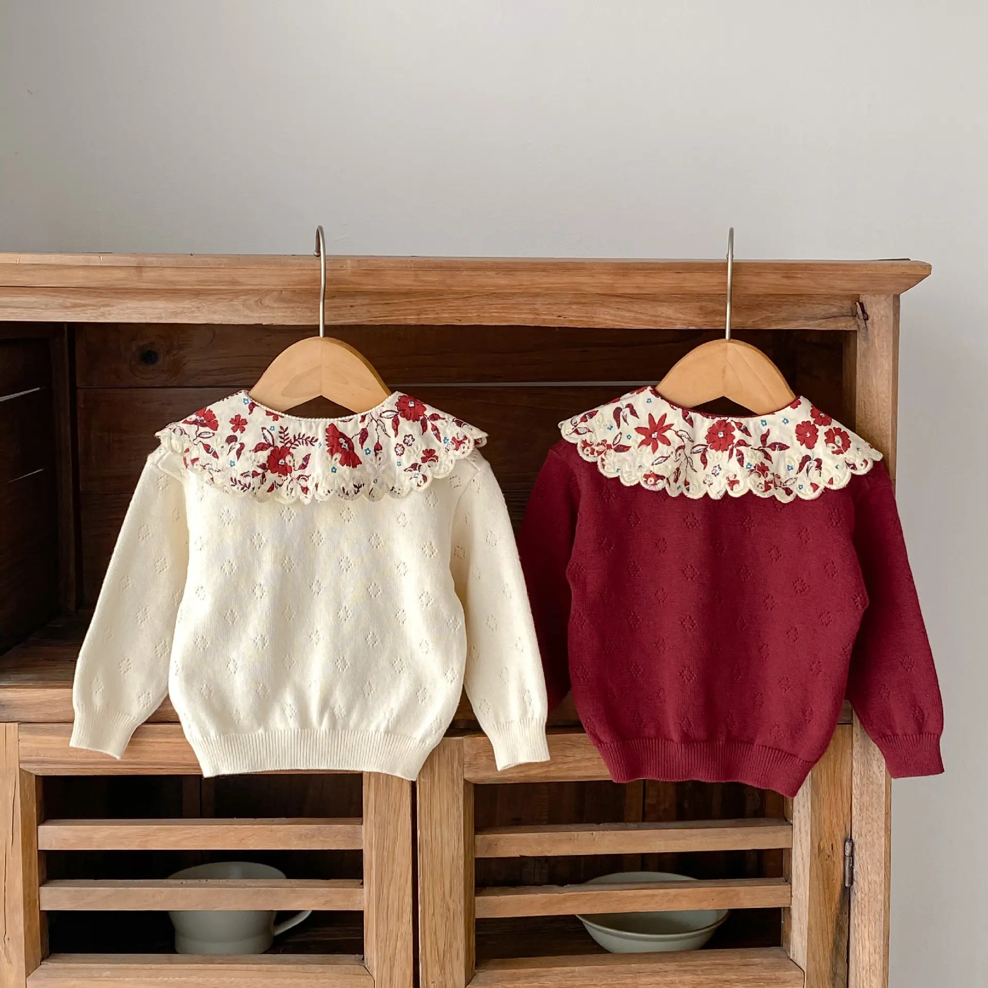 Spring and Autumn New 0-3 Year Old Baby Clothing, Exquisite Girl Baby Big Lace Collar Knitted Long Sleeve Sweater