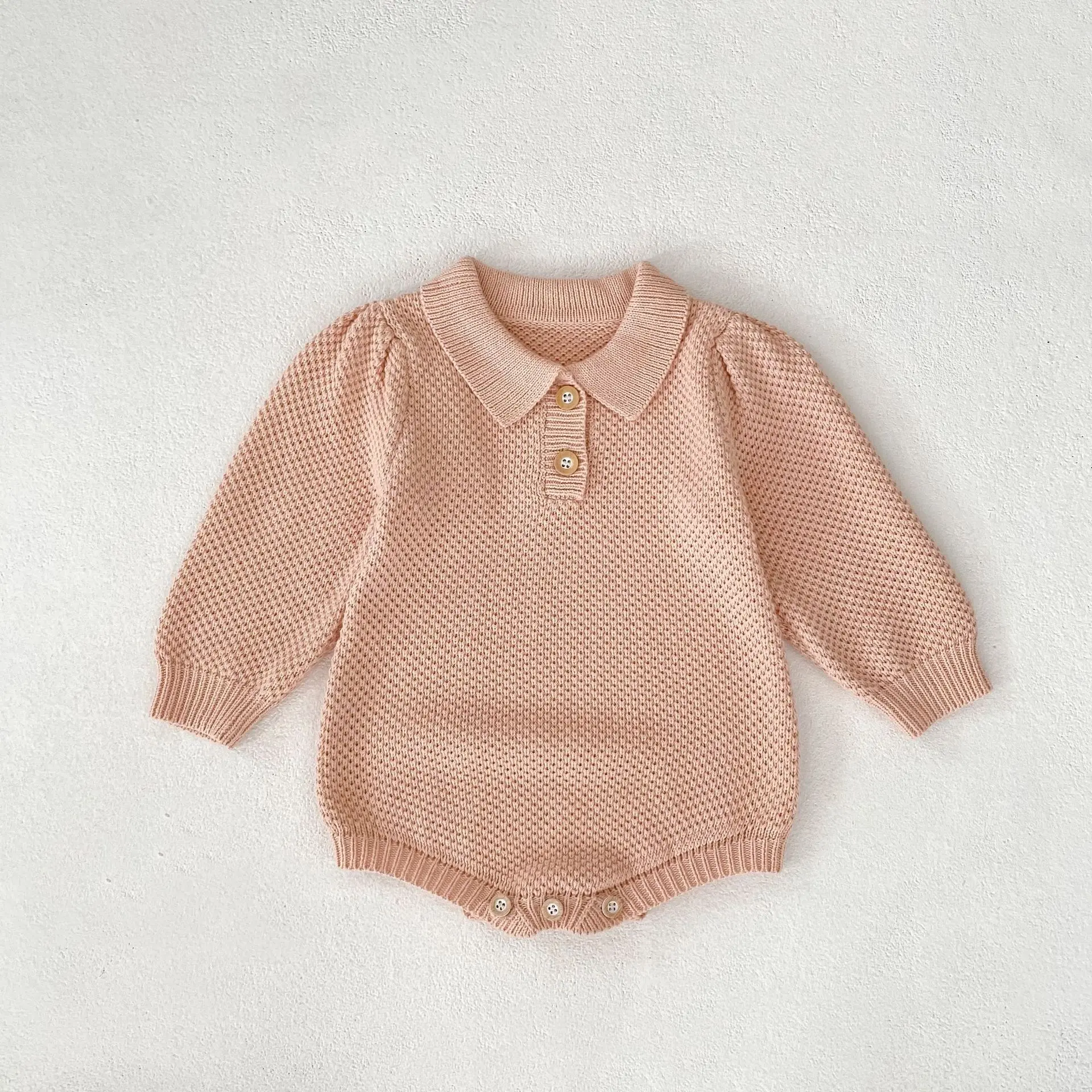 New autumn clothing for infants aged 0-3, small square neck knitted long sleeved soft pink jumpsuit for baby girls and boys