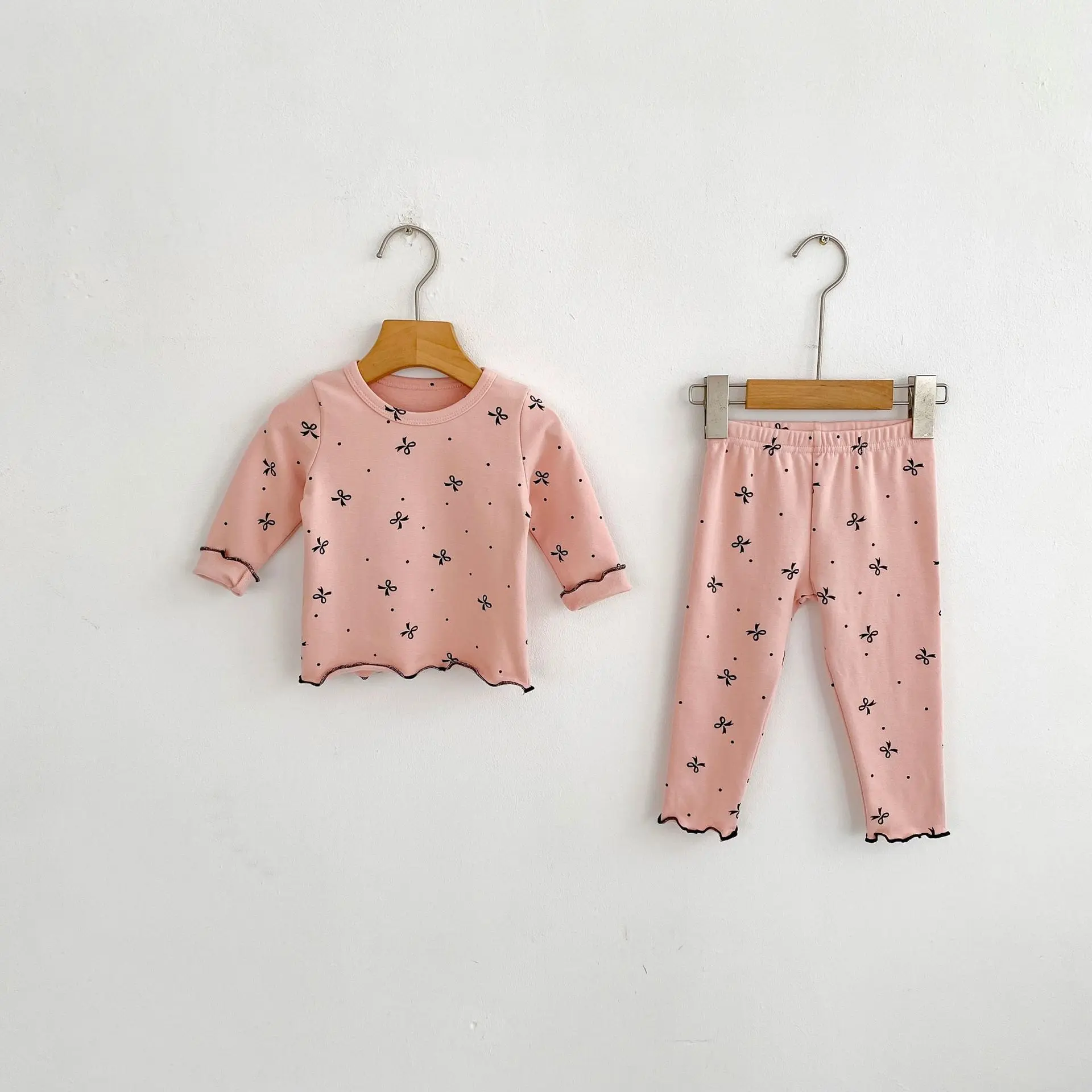 Autumn new 0-3 year old baby clothing, cute baby girl set, soft autumn clothing set, pajamas