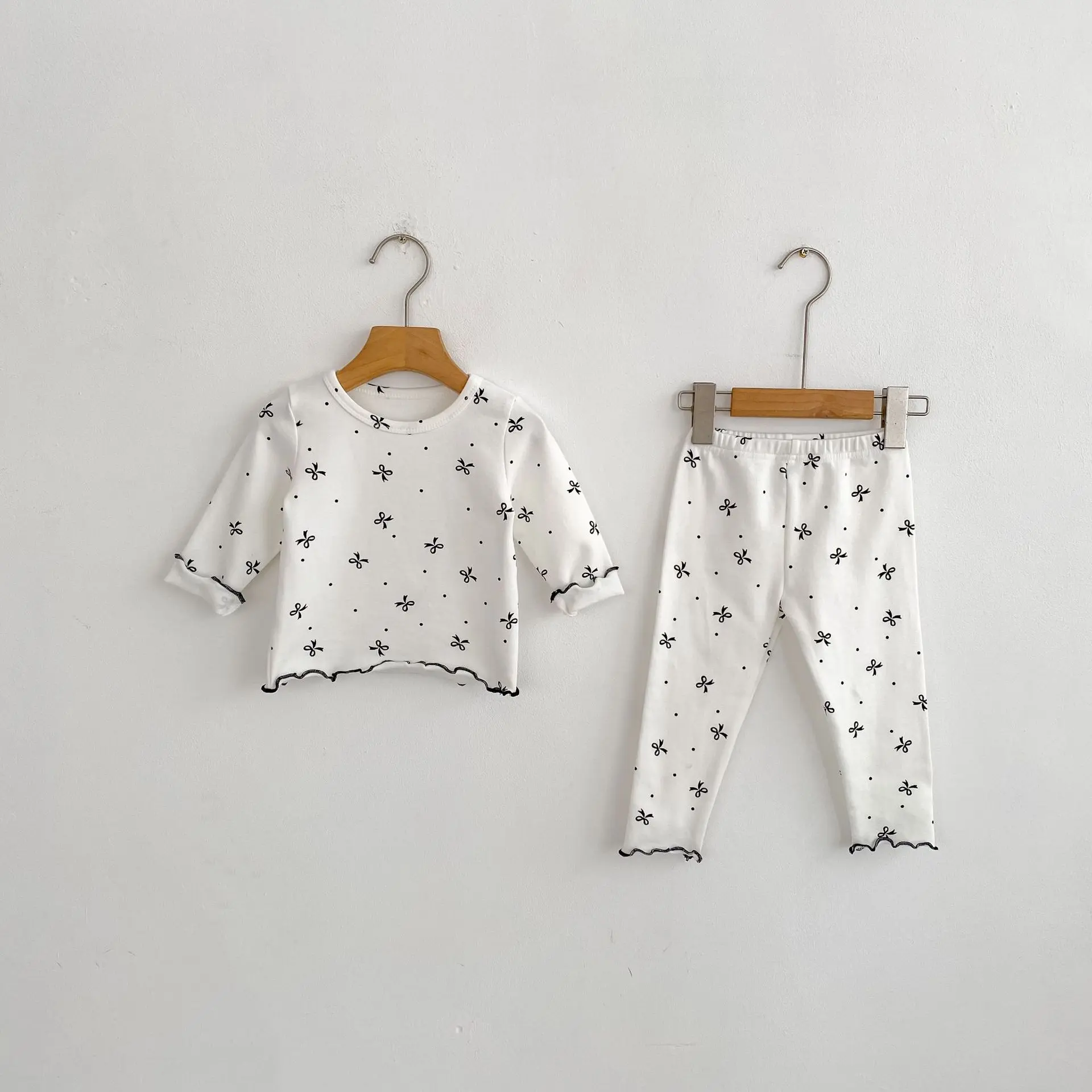 Autumn new 0-3 year old baby clothing, cute baby girl set, soft autumn clothing set, pajamas