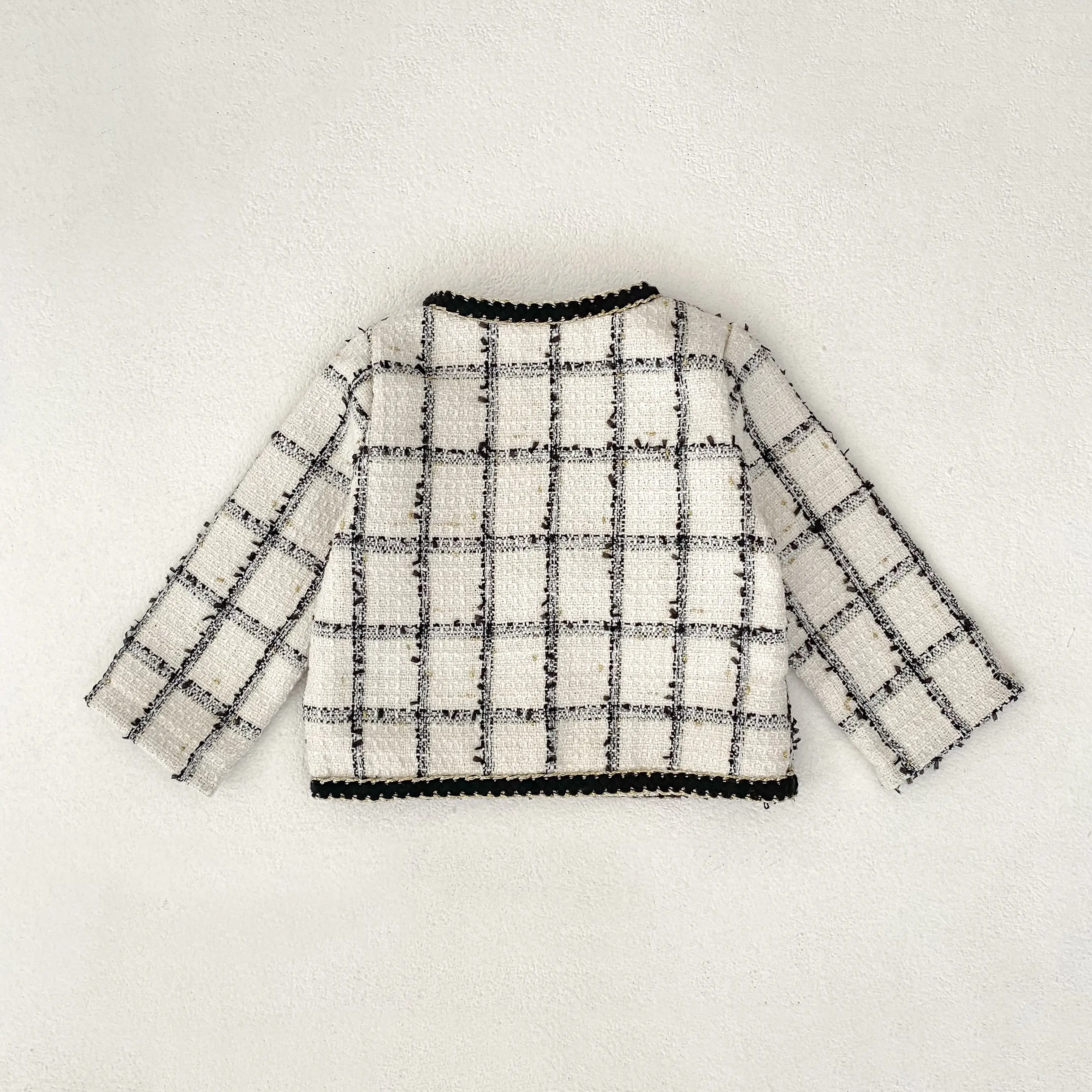 New autumn baby clothing for 0-3 years old, cute and delicate princess style round neck long sleeved cardigan for cute baby girl