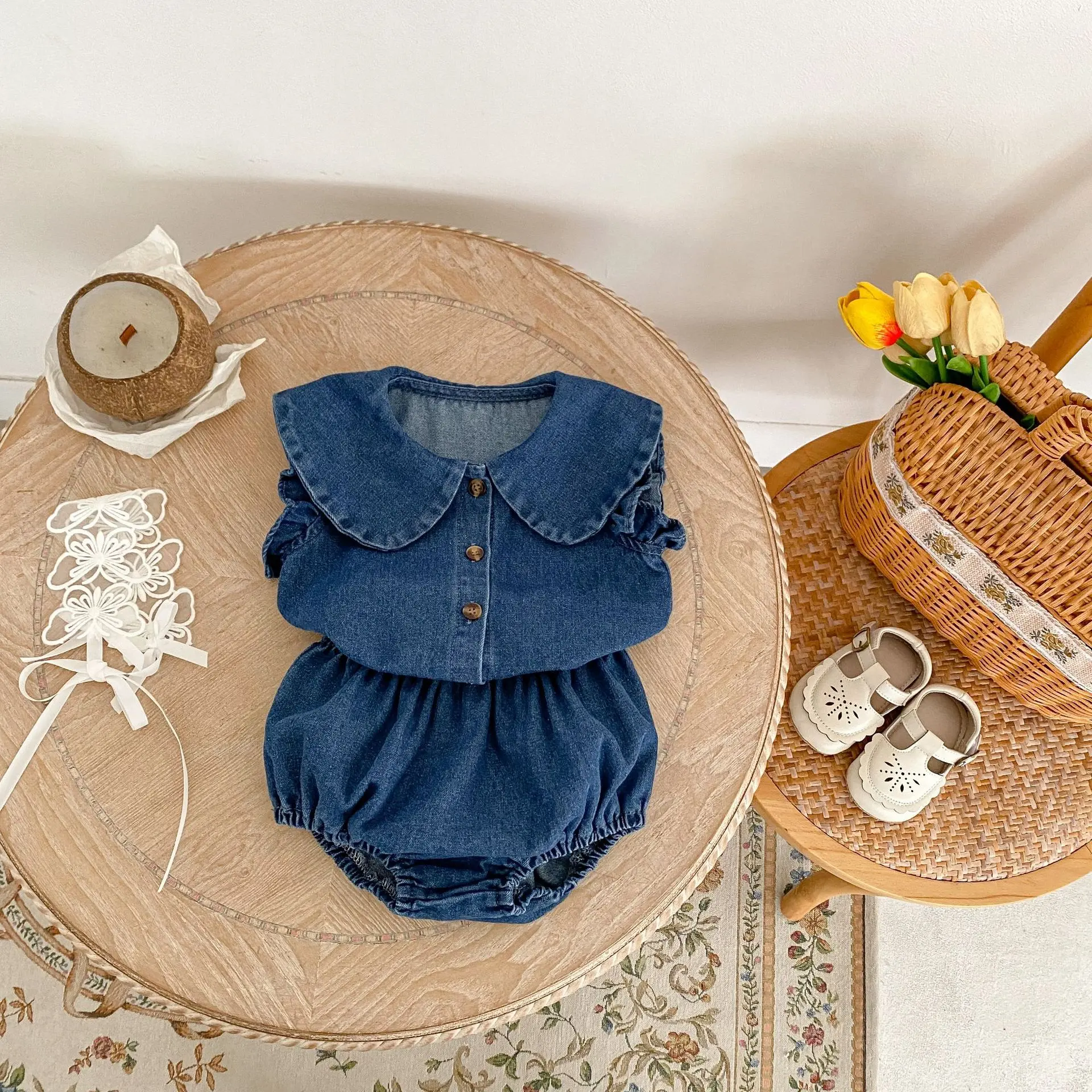 Summer new 0-3 year old baby clothing, fashionable baby girl set, sleeveless denim doll collar top+denim shorts