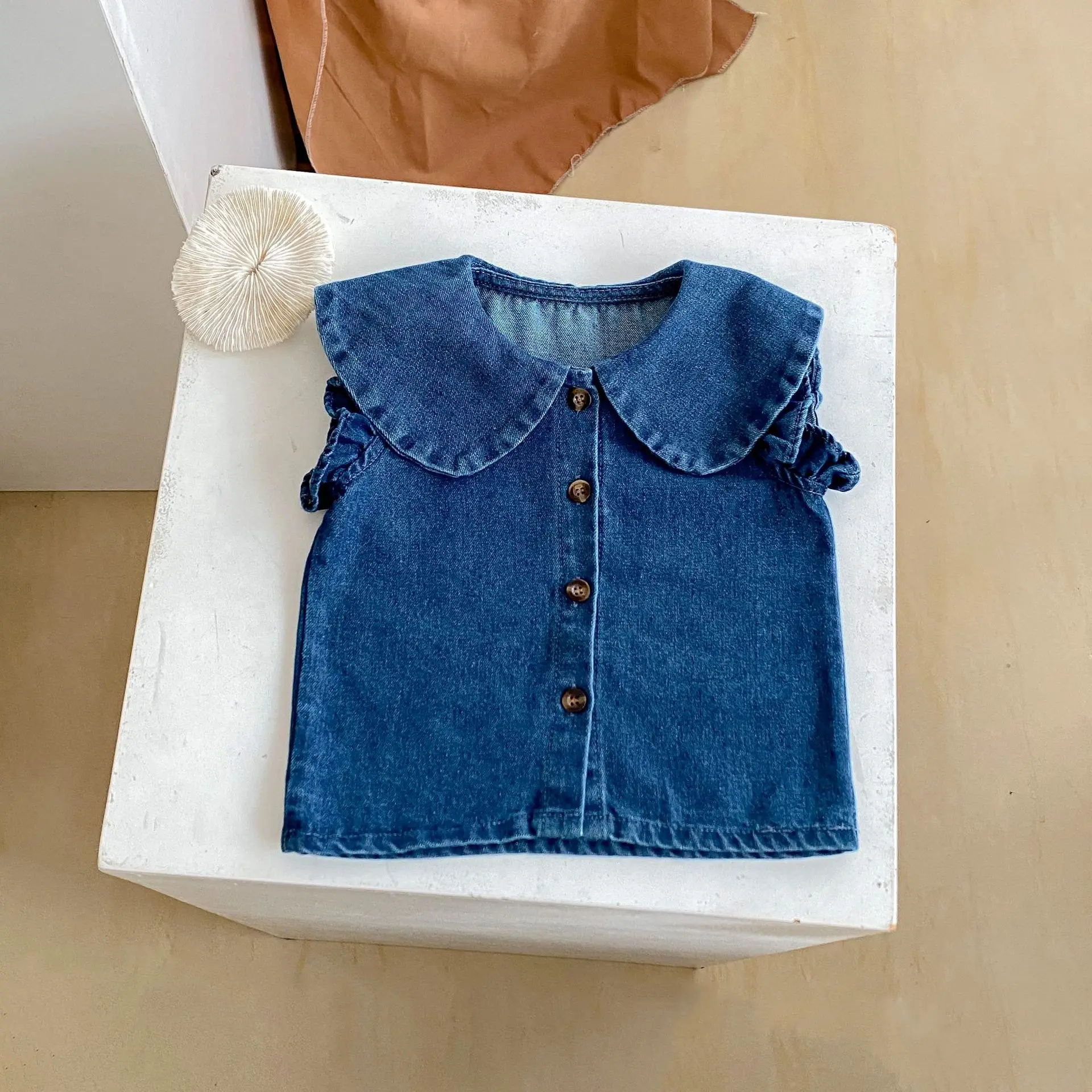 Summer new 0-3 year old baby clothing, fashionable baby girl set, sleeveless denim doll collar top+denim shorts