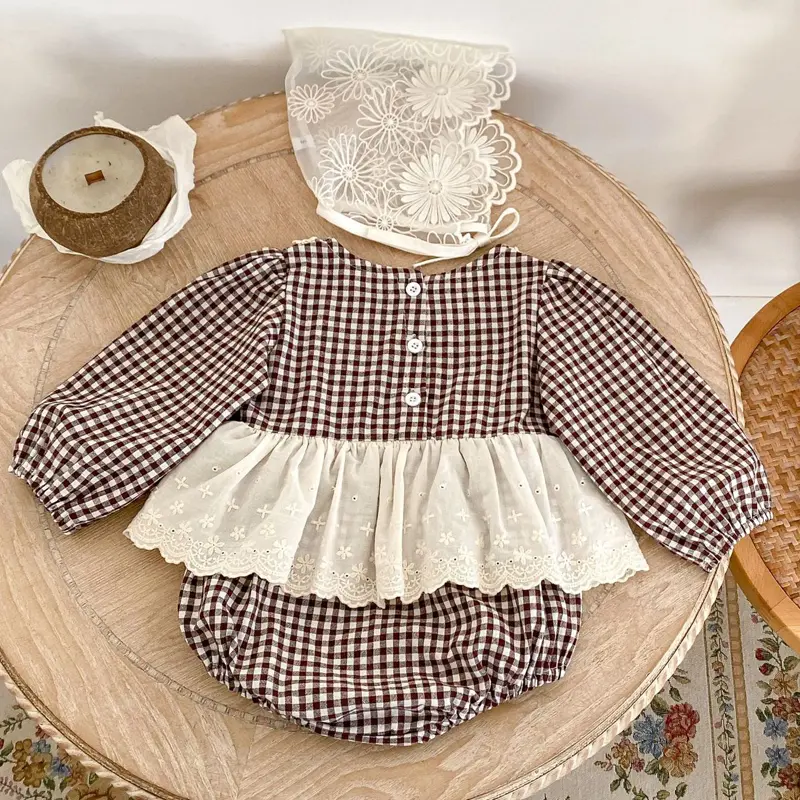 Autumn new baby clothing, 0-3 year old female baby, cute lace hem, small skirt, triangle HaYi crawling clothes for little ladies