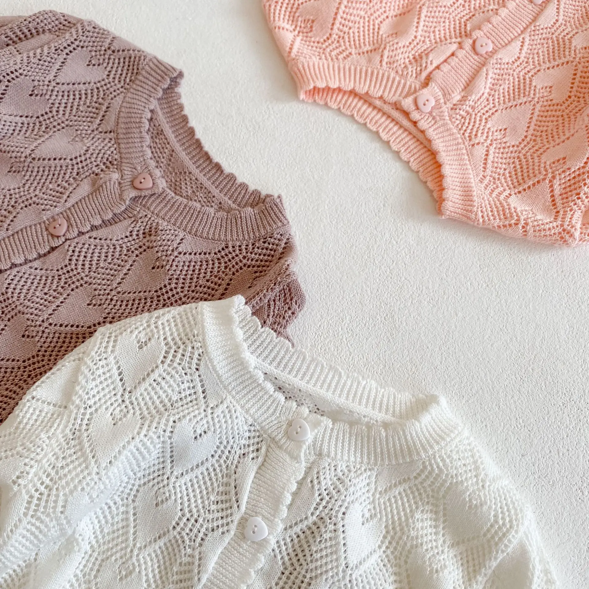 Summer new 0-3 year old baby clothing, exquisite baby girl sweet heart air-conditioned shirt long sleeved knitted shirt
