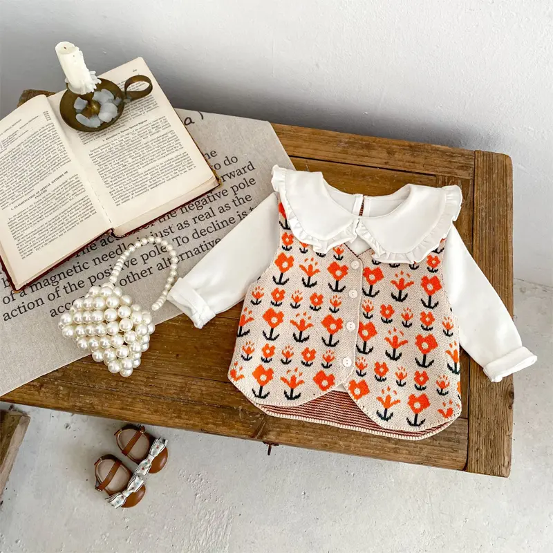 New autumn baby clothing, 0-3 year old female baby, flower jacquard knitted sweater vest