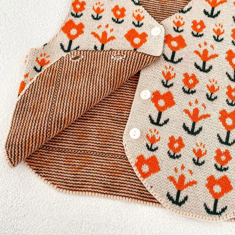 New autumn baby clothing, 0-3 year old female baby, flower jacquard knitted sweater vest