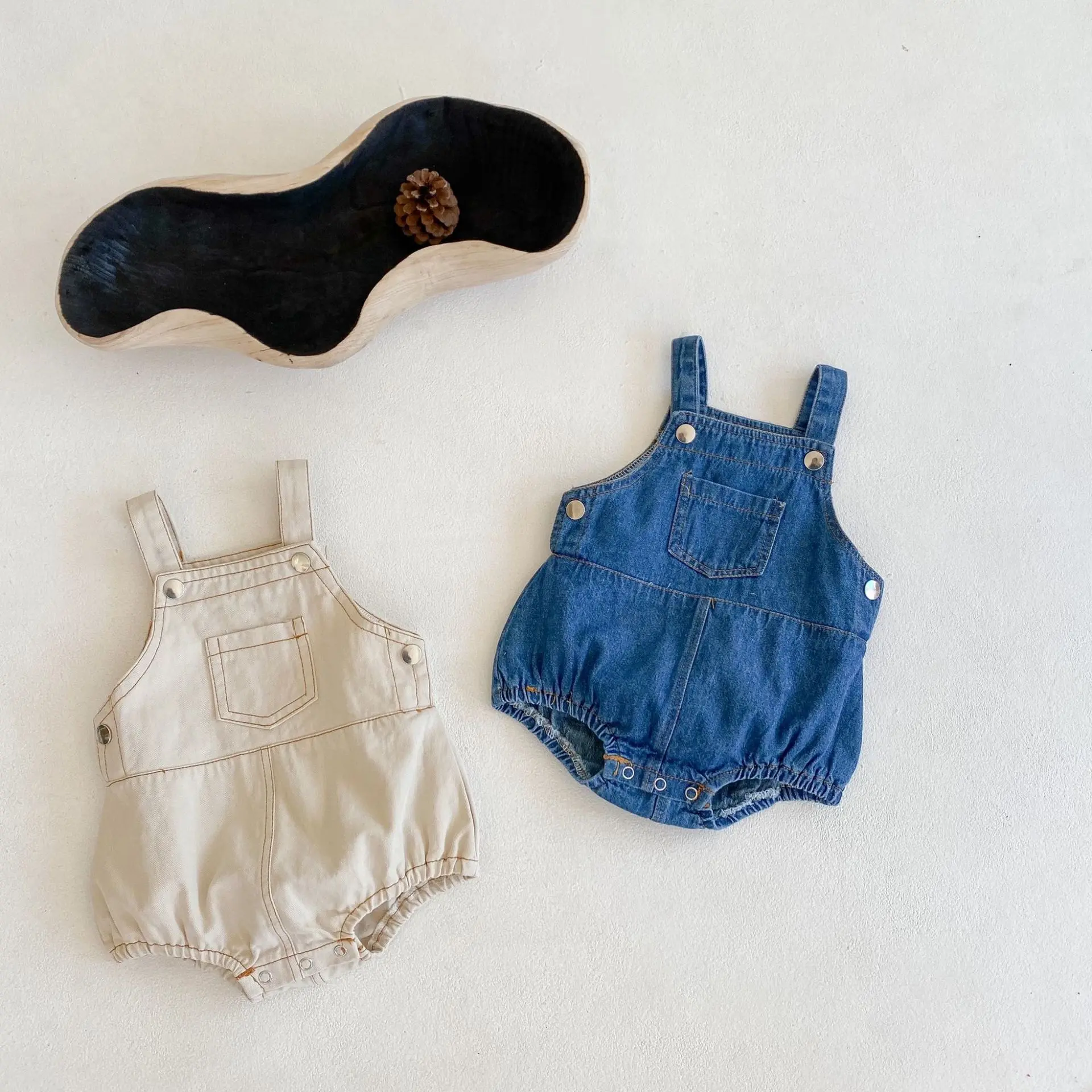 Summer new 0-3 year old baby clothing, boy's and gril's baby denim shoulder straps, fashionable casual jumpsuit