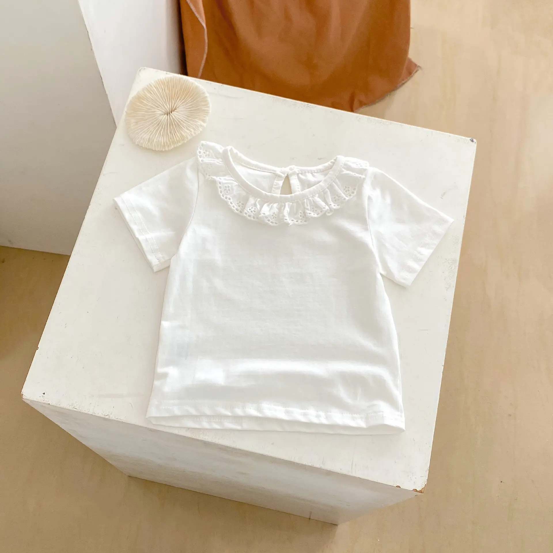 Summer New Baby Clothing 0-3 Year Old Girl T-shirt Lace Lace Collar Knitted Top Versatile Long sleeved T-shirt