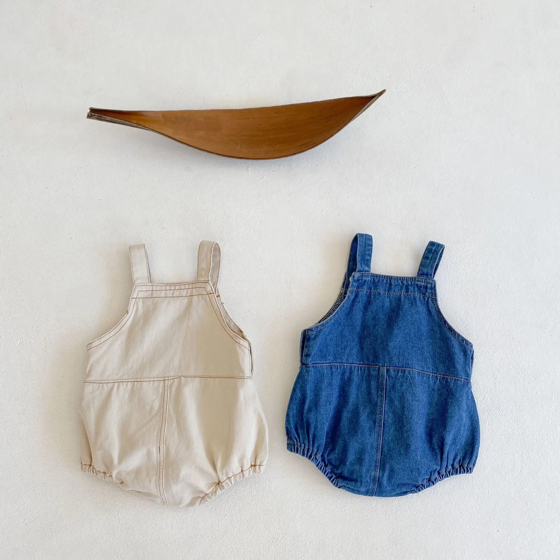 Summer new 0-3 year old baby clothing, boy's and gril's baby denim shoulder straps, fashionable casual jumpsuit