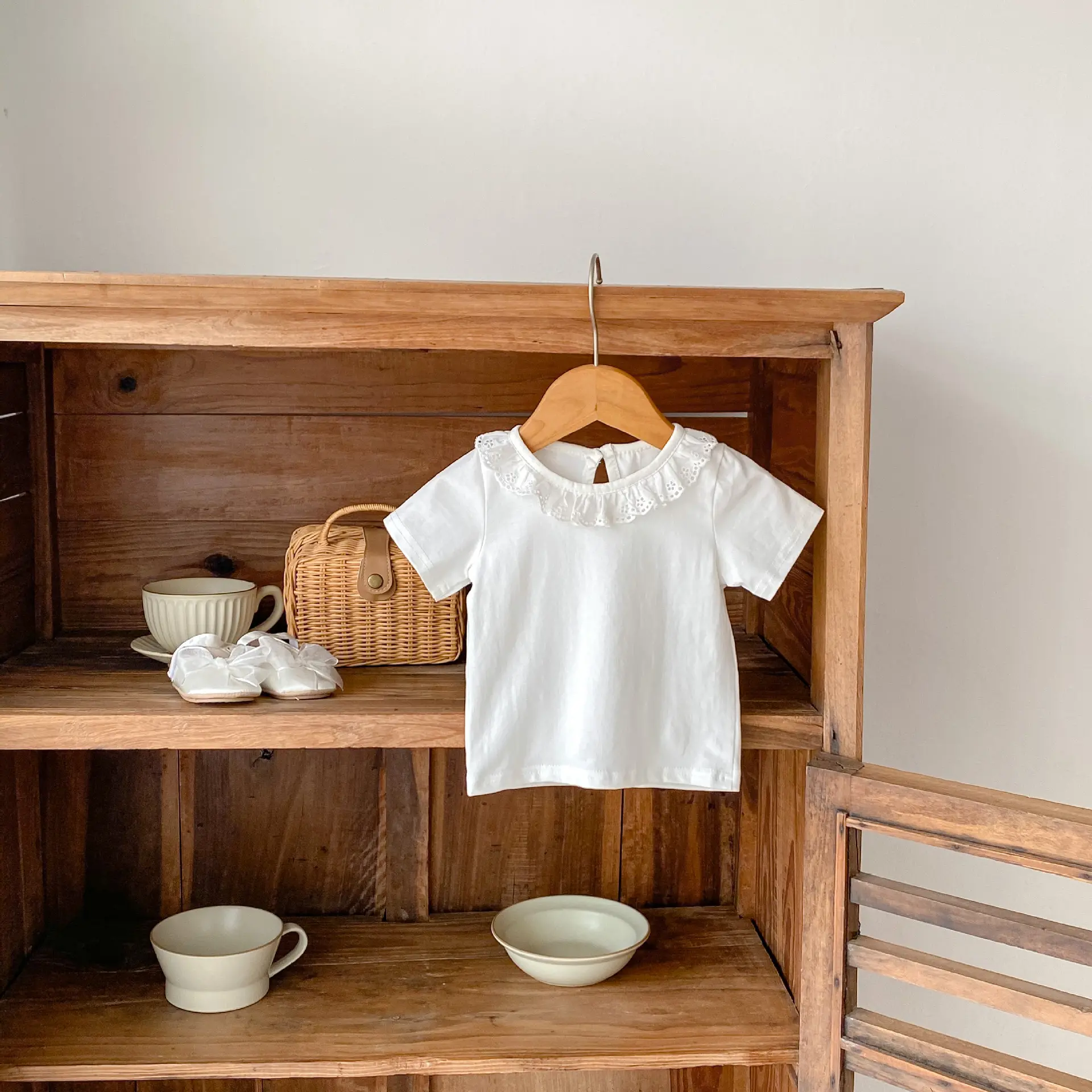 Summer New Baby Clothing 0-3 Year Old Girl T-shirt Lace Lace Collar Knitted Top Versatile Long sleeved T-shirt