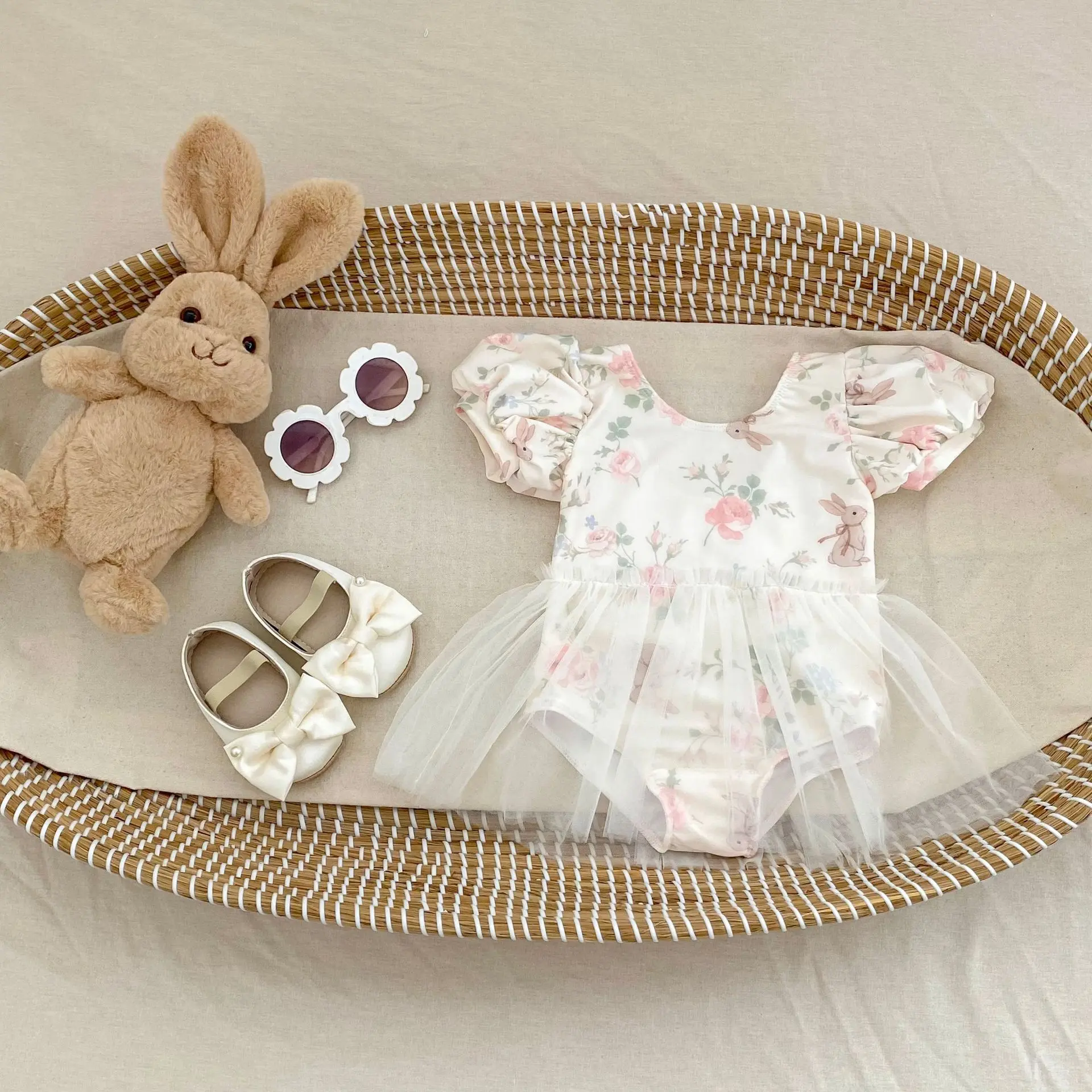Spring and Autumn new 0-3 year old baby clothing, baby girl swimsuit, princess dress one-piece swimsuit with mesh skirt