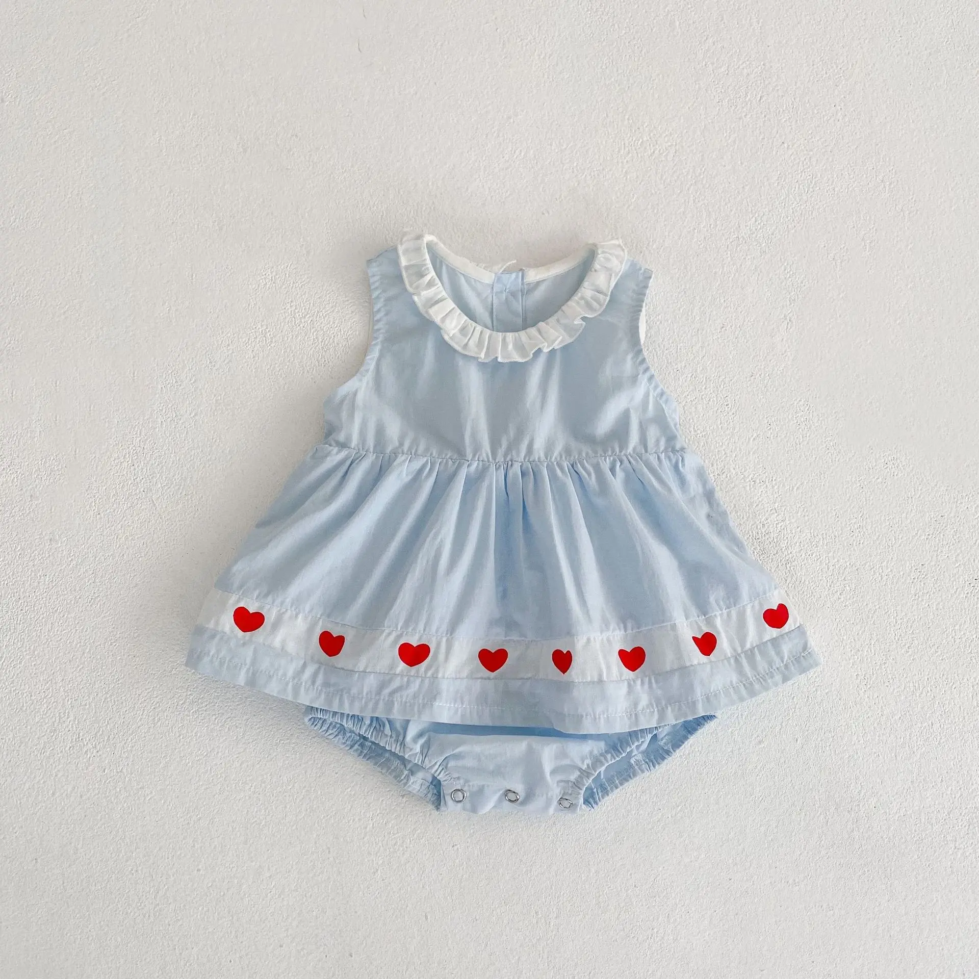 Summer new 0-3 year old baby clothing, cute girl baby jumpsuit, heart-shaped picture splicing dress pants