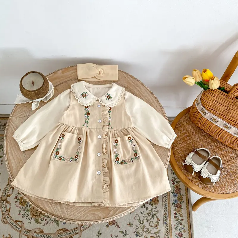 New autumn baby clothing, 0-7 year old female baby, embroidered versatile vest and skirt