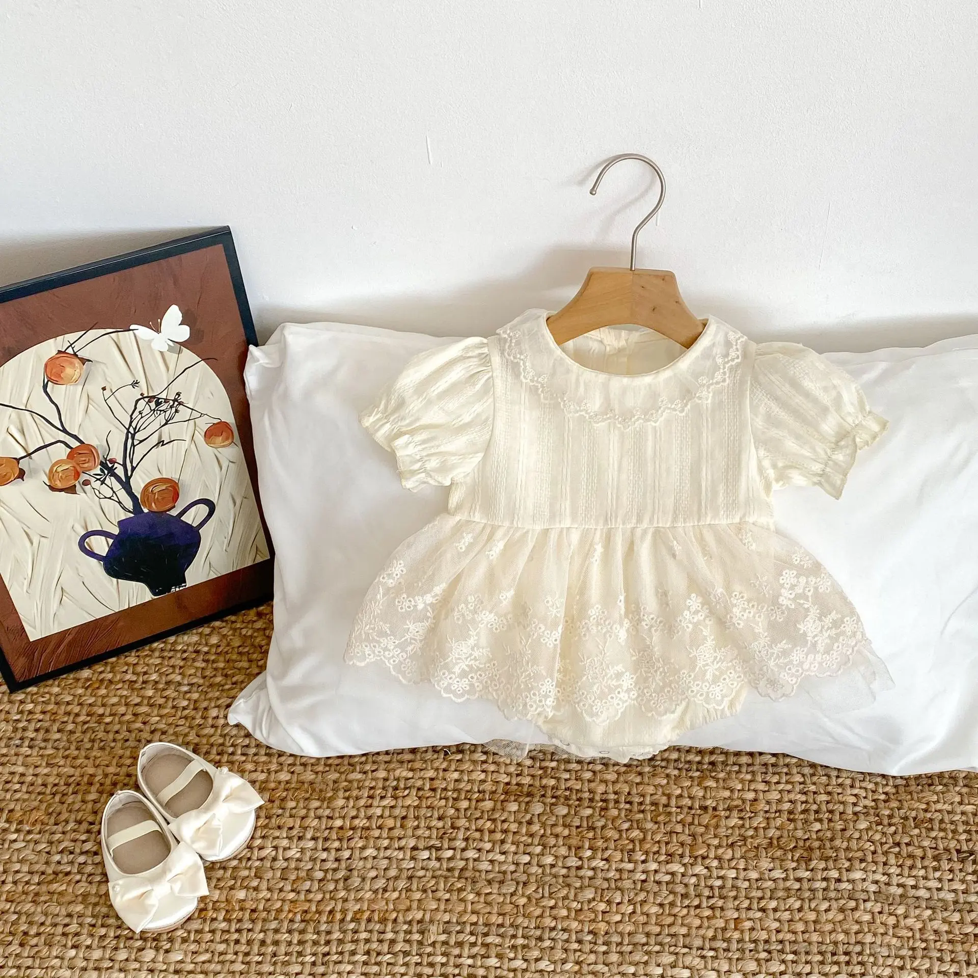 Summer new 0-3 year old baby clothing, baby girl jumpsuit, exquisite and fashionable lace collar princess mesh skirt jumpsuit