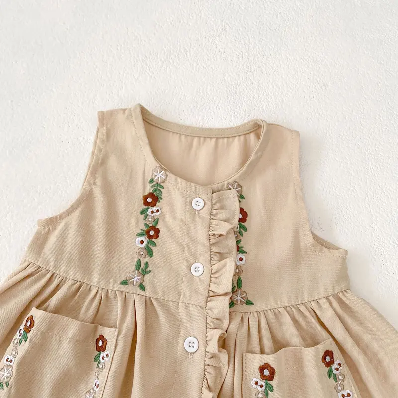 New autumn baby clothing, 0-7 year old female baby, embroidered versatile vest and skirt