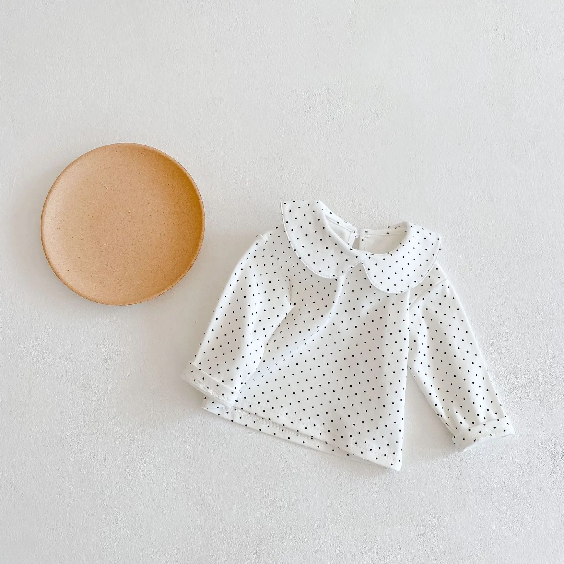 Autumn and winter new baby clothes for 0-3 years old, baby collar, long-sleeved base shirt and velvet thick long-sleeved top