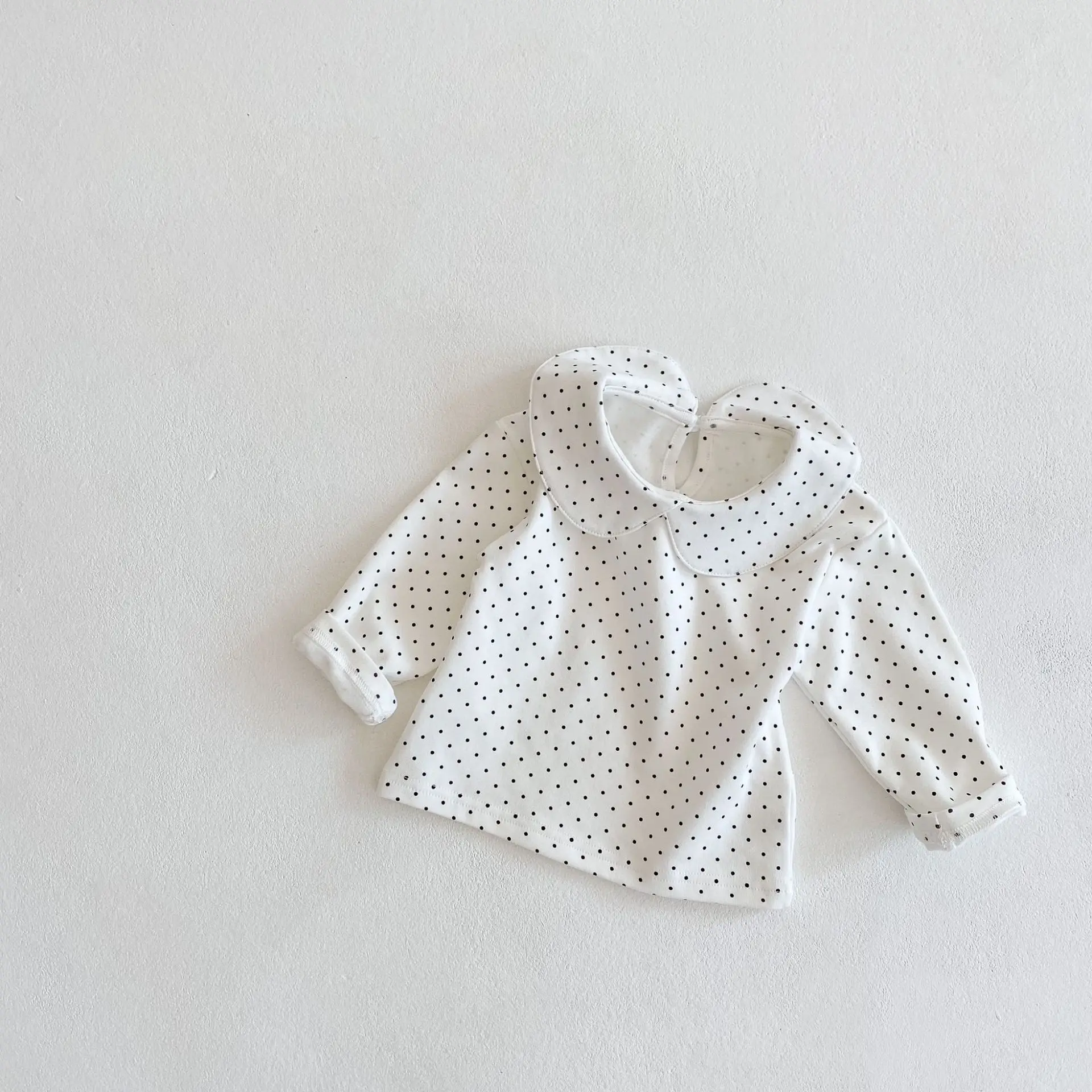 Autumn and winter new baby clothes for 0-3 years old, baby collar, long-sleeved base shirt and velvet thick long-sleeved top