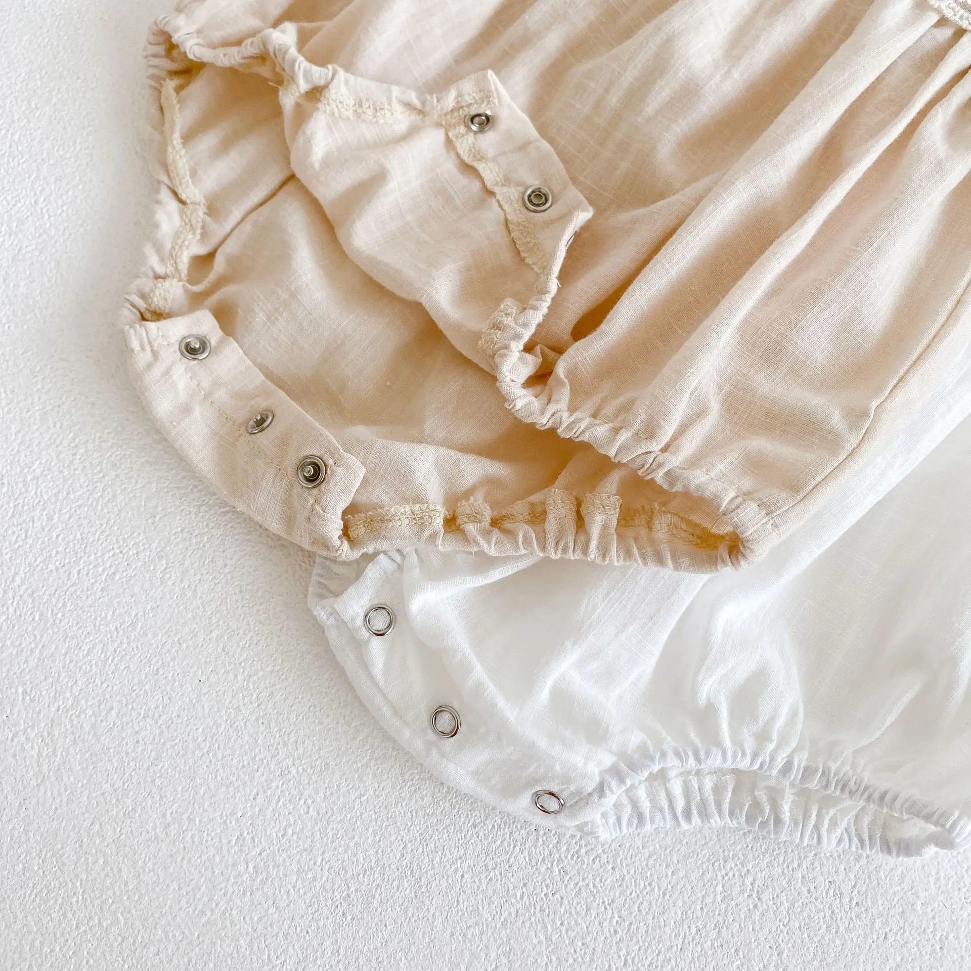 INS Summer New Product Infant and Toddler Fashion Versatile Triangle jumpsuit Female Baby Big Flying Sleeves Lace Wrapped Fart S