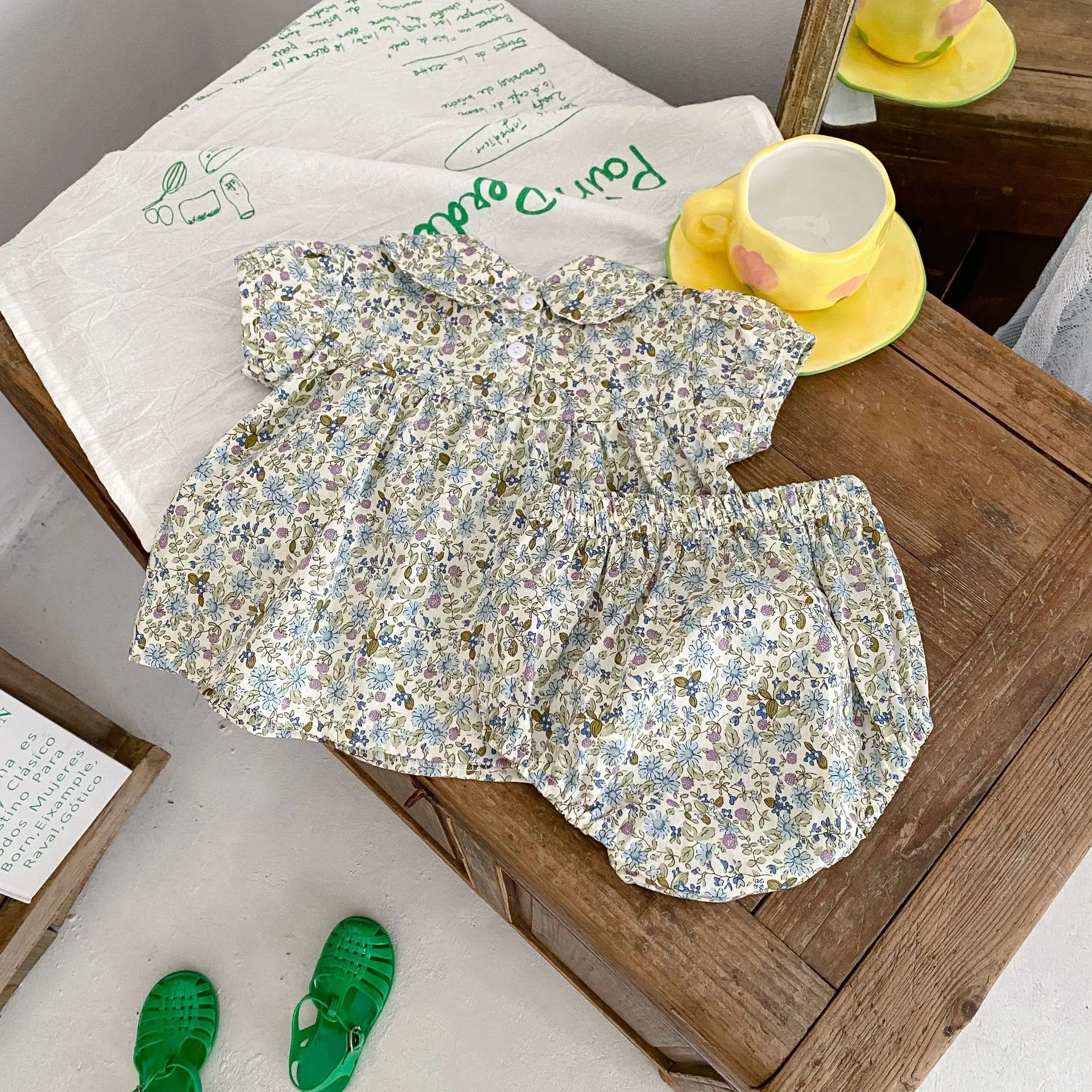 Summer new 0-3 year old baby clothing, fashionable baby girl set, flower doll collar short sleeved shirt+pants