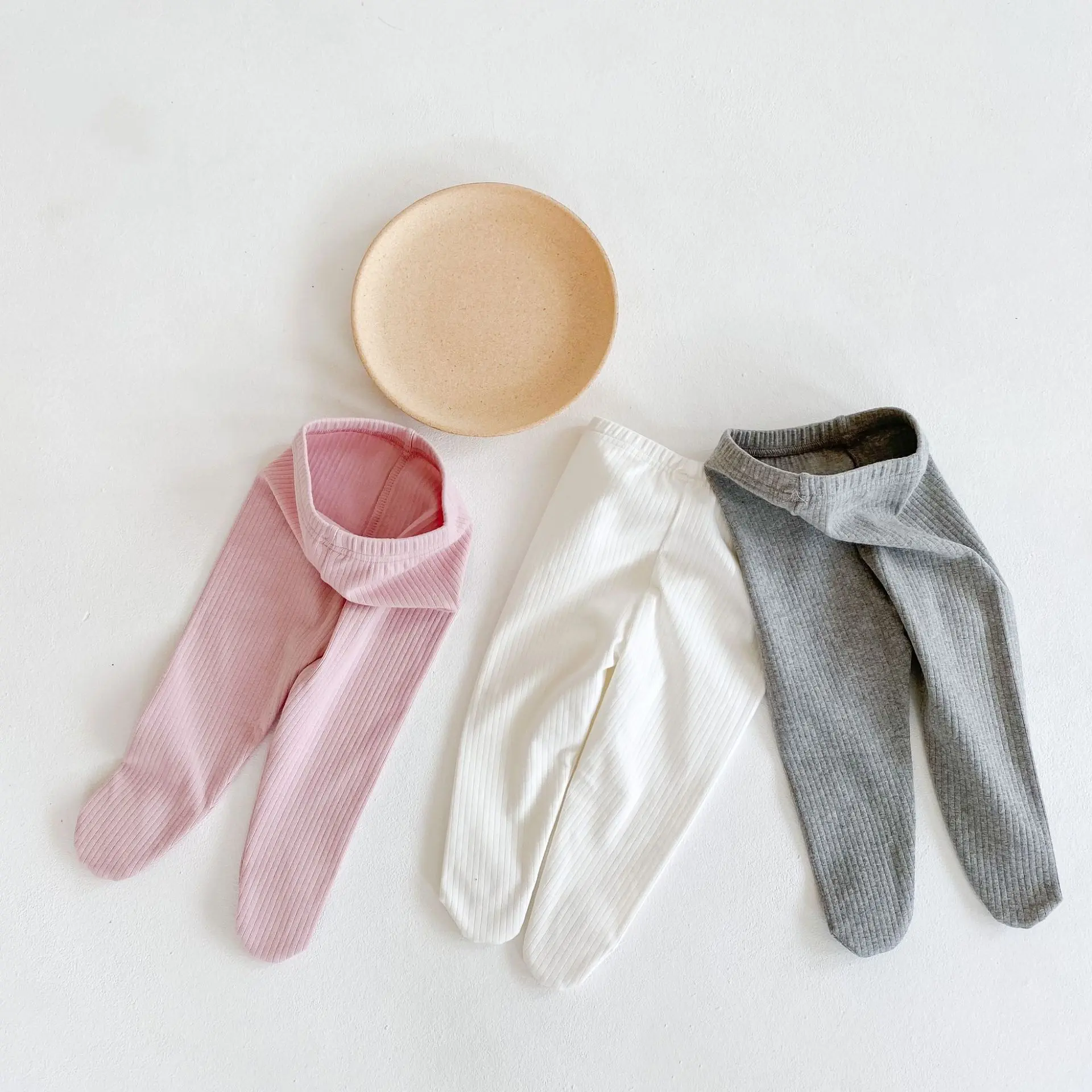 New autumn baby clothing for 0-3 years old, trendy and versatile leggings for baby girls, star leggings
