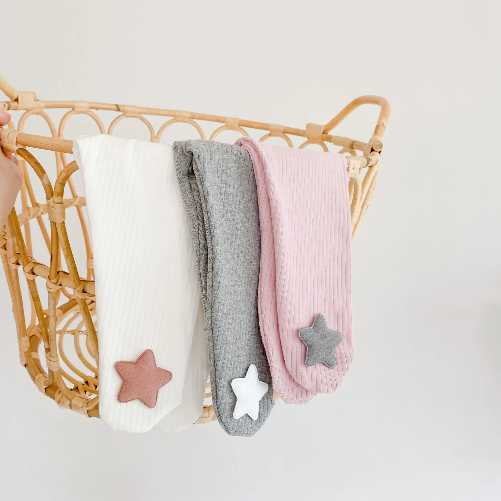 New autumn baby clothing for 0-3 years old, trendy and versatile leggings for baby girls, star leggings