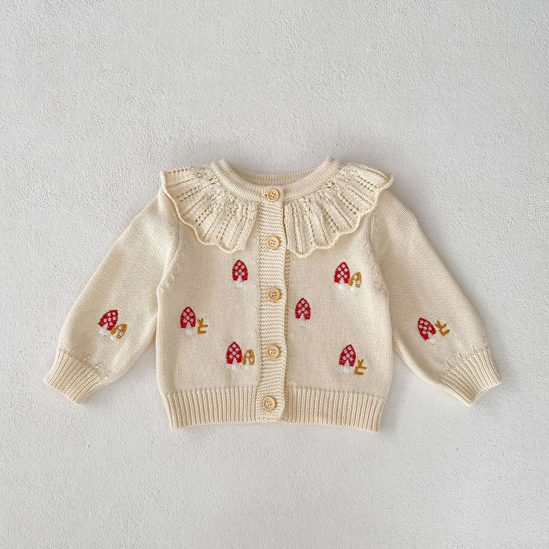 Autumn new 0-3 year old baby clothing, baby girls' mushroom embroidered long sleeved round neck knitted cardigan