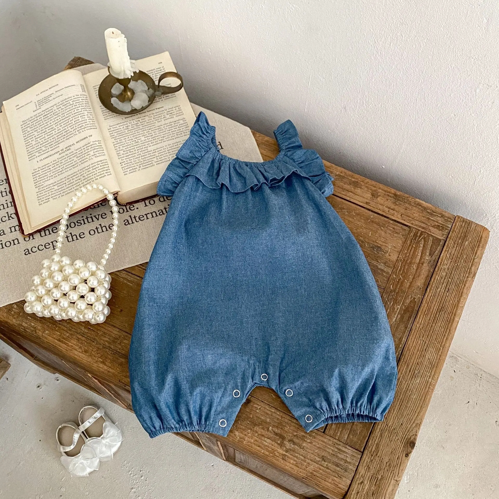Summer new 0-3 year old baby clothing, baby  gril  denim crawling clothes, ruffled loose denim camisole jumpsuit