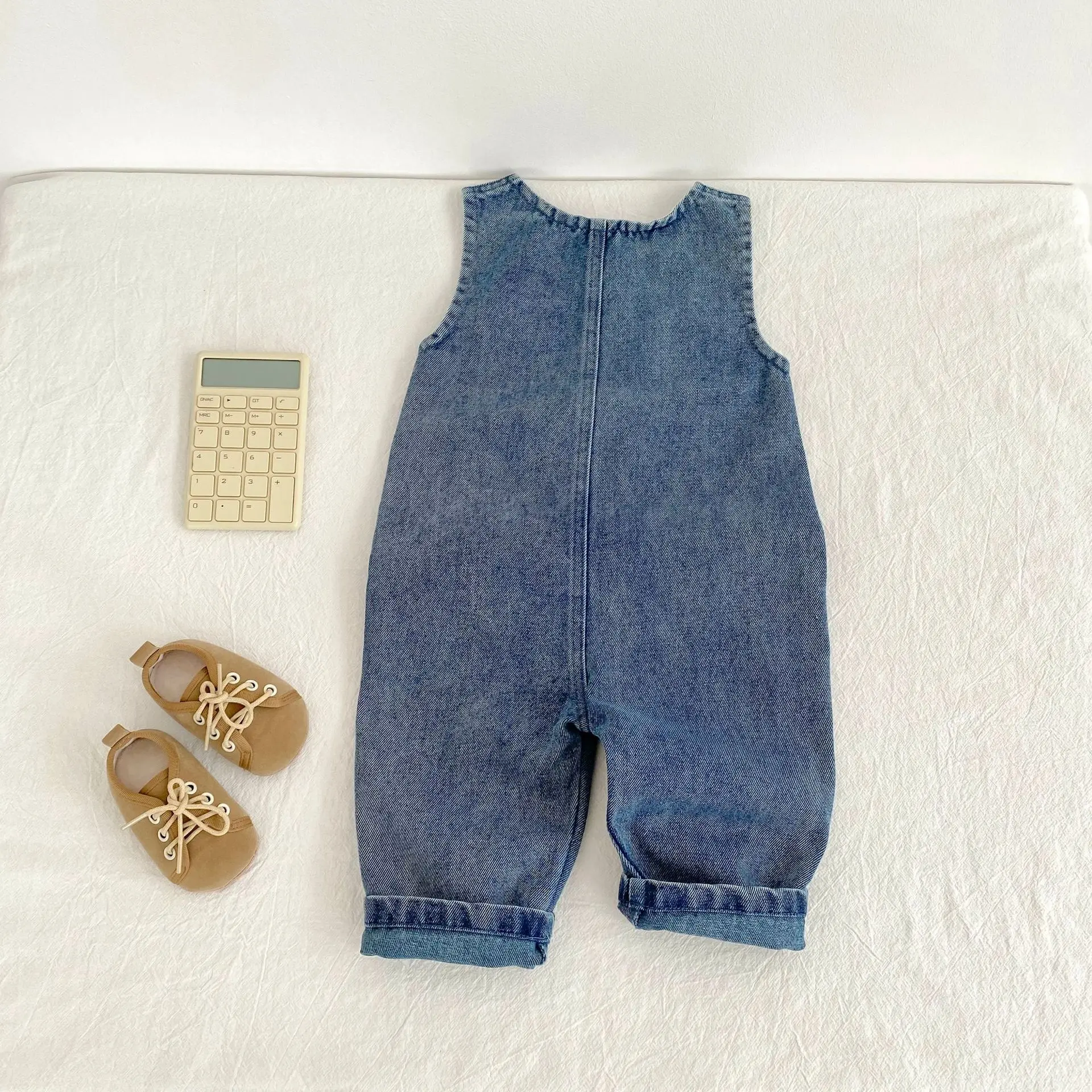 New autumn baby clothing for 0-3 years old, sleeveless denim jumpsuit for baby boys and girls, casual style pants