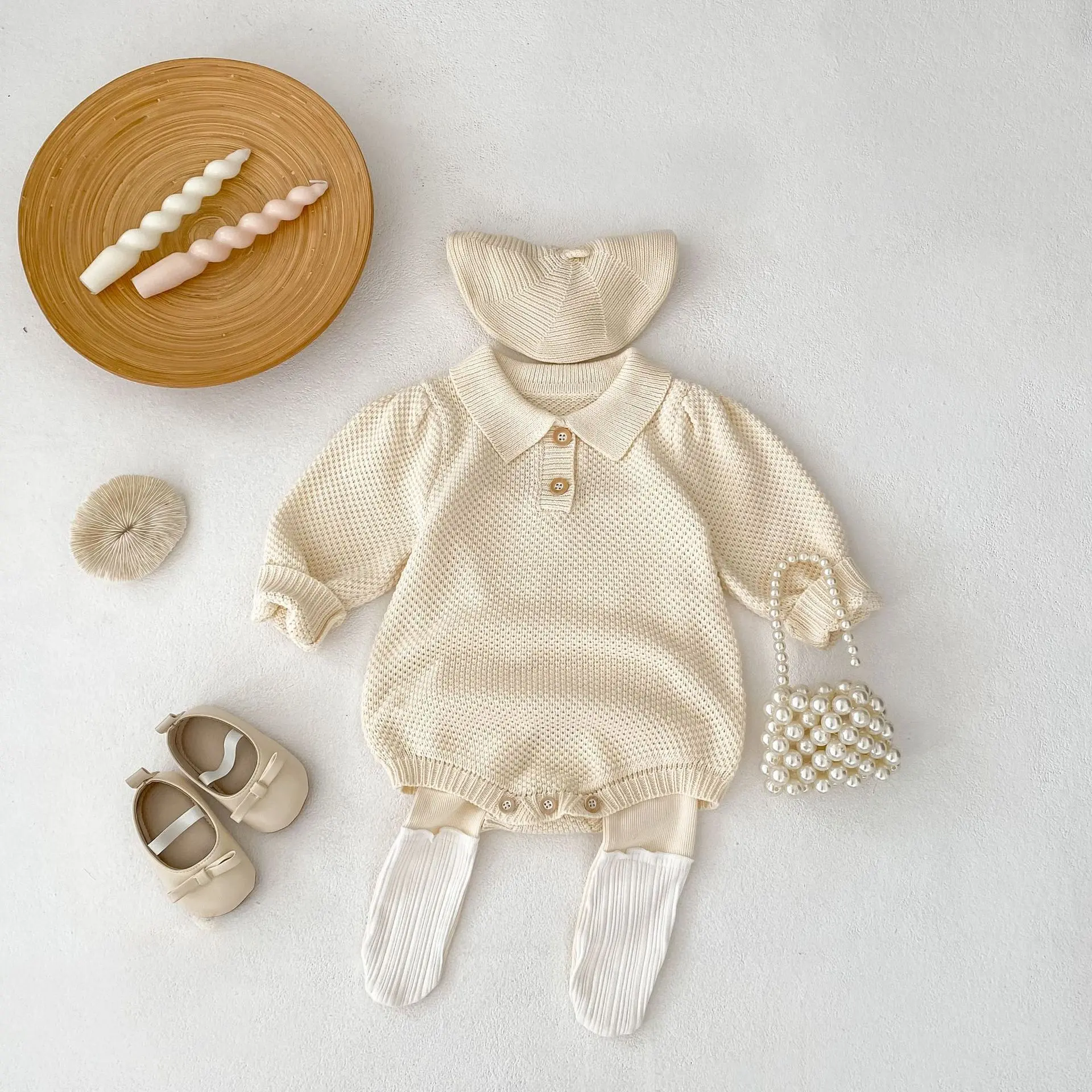 New autumn clothing for infants aged 0-3, small square neck knitted long sleeved soft apricot jumpsuit for baby girls and boys