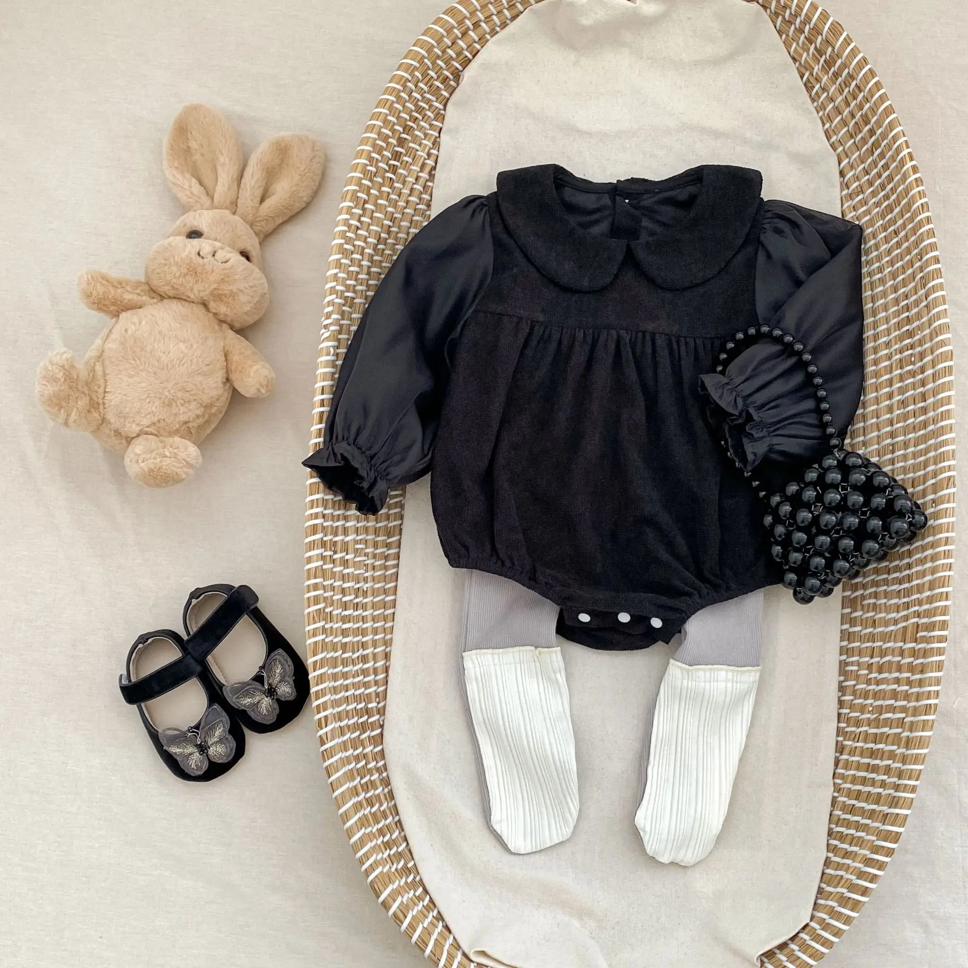 New autumn baby clothing for 0-3 years old, delicate lapel corduroy doll collar long sleeved jumpsuit for baby girls