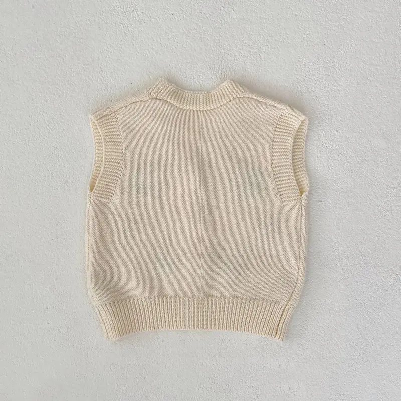 New baby clothing for spring and autumn seasons, 0-3 year old girls, flower embroidered knitted pure cotton vest