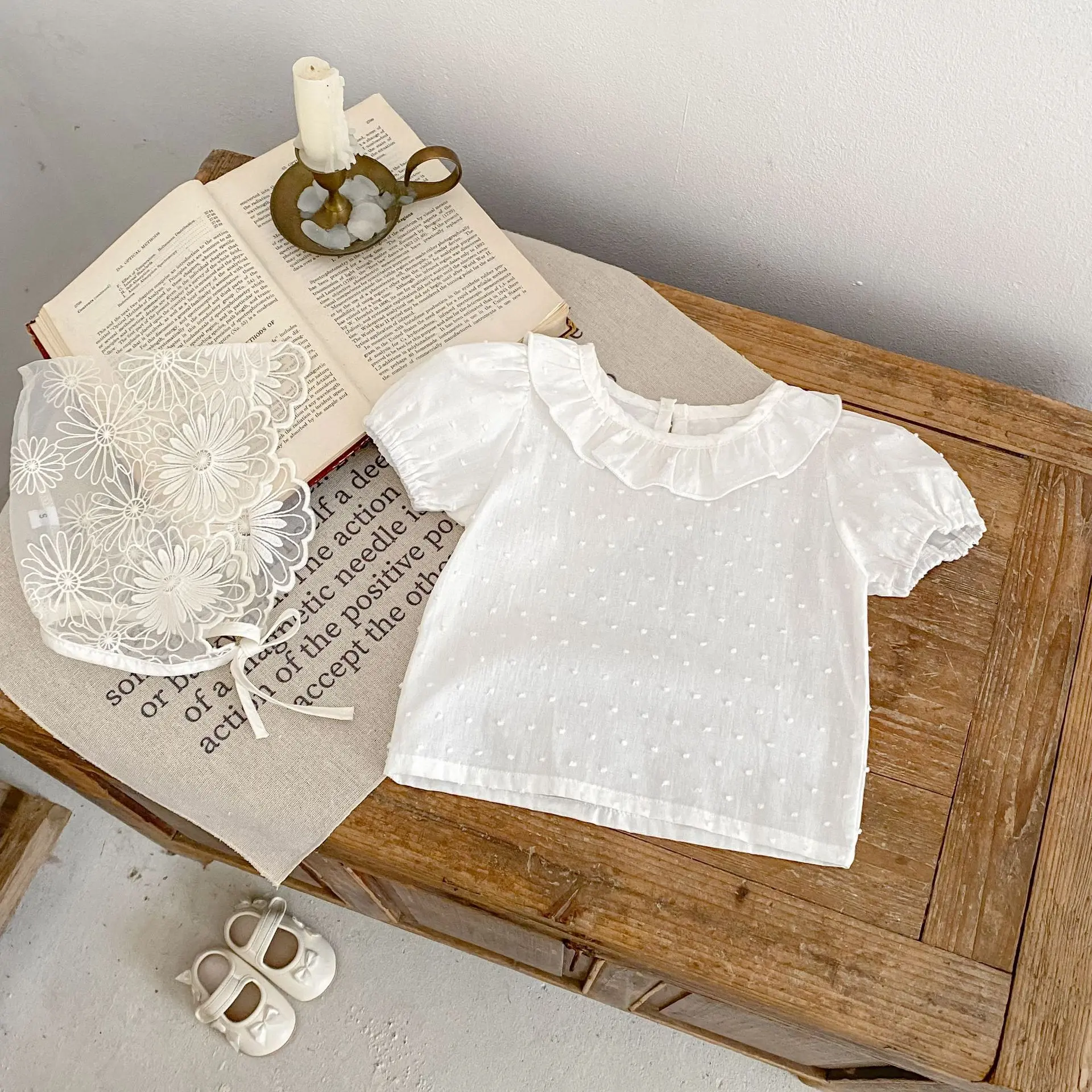 Summer new 0-3 year old baby clothing, doll collar stylish short sleeved shirt, cute and fashionable top