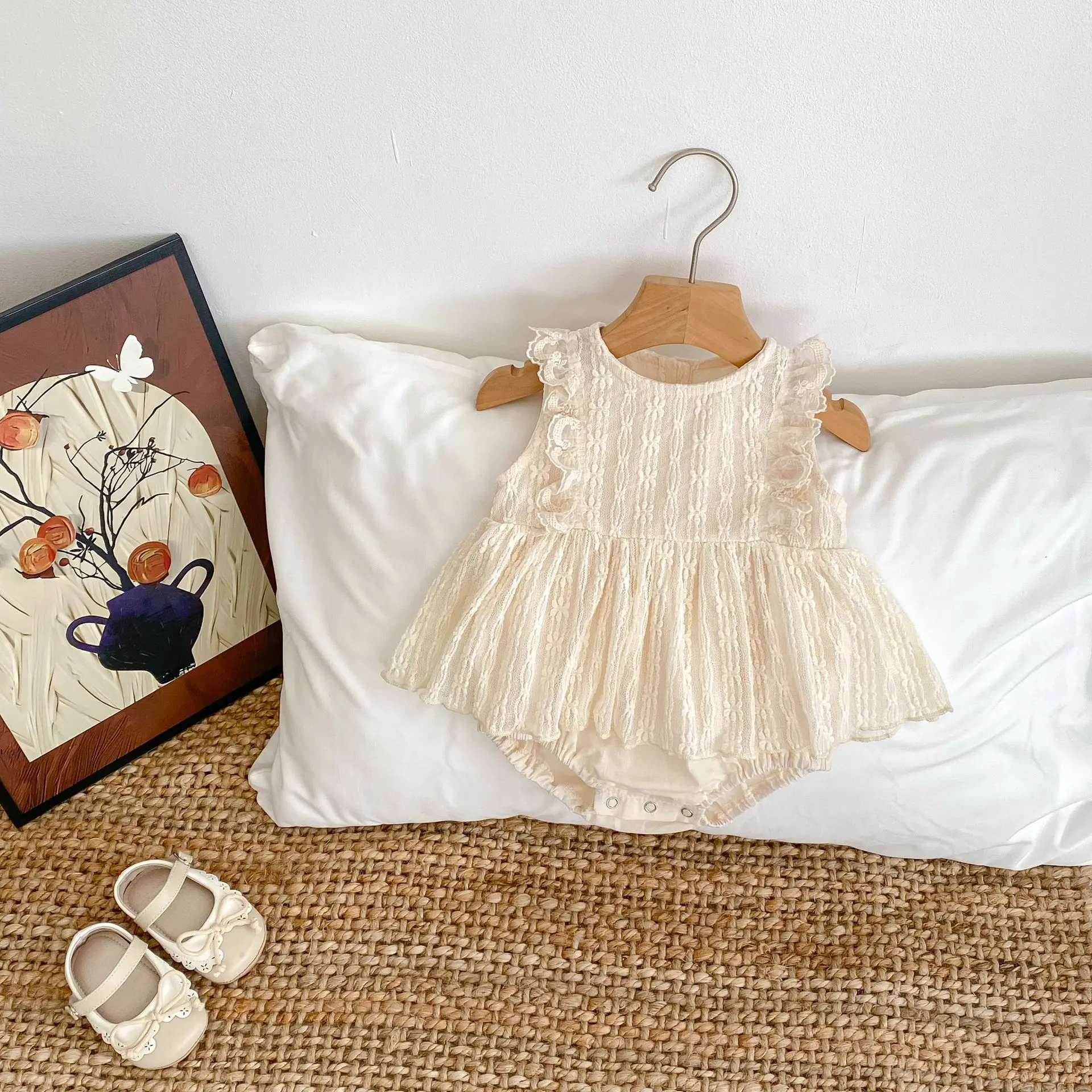 Summer new 0-3 year old baby clothing, sweet lace patchwork sleeveless jumpsuit for baby girls