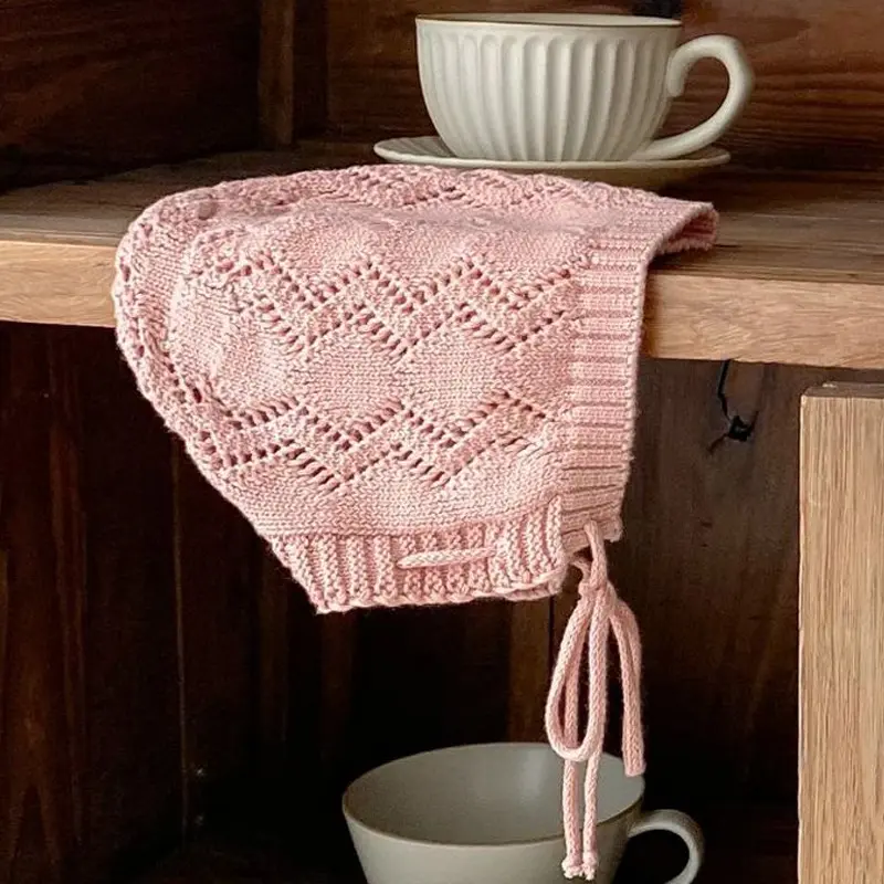 New autumn baby clothing, 0-3 year old girls, solid color hollowed out knitted cotton yarn hat