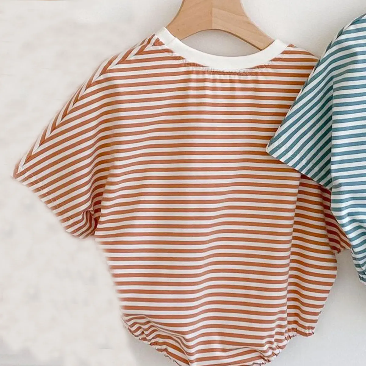 INS summer new baby and children's jumpsuit, baby girl cotton short sleeved smiling face printed striped jumpsuit, crawling jump