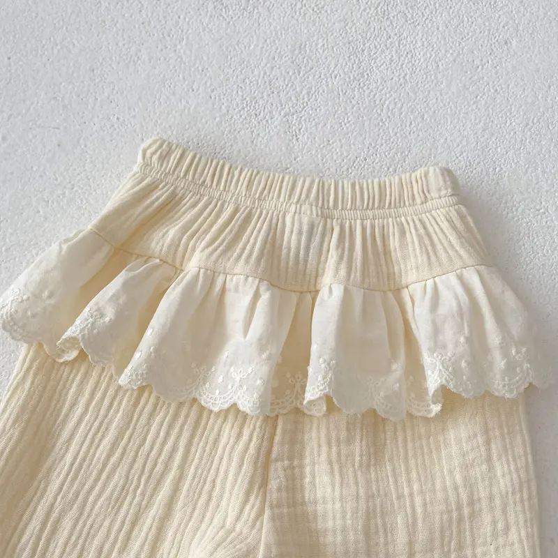 Autumn new baby clothing, 0-3 year old female baby mosquito proof lace double-sided wrinkled pants with folded cuffs