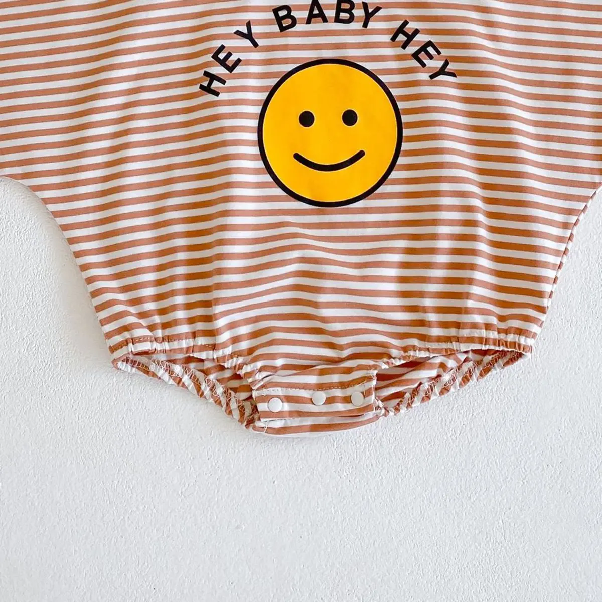 INS summer new baby and children's jumpsuit, baby girl cotton short sleeved smiling face printed striped jumpsuit, crawling jump