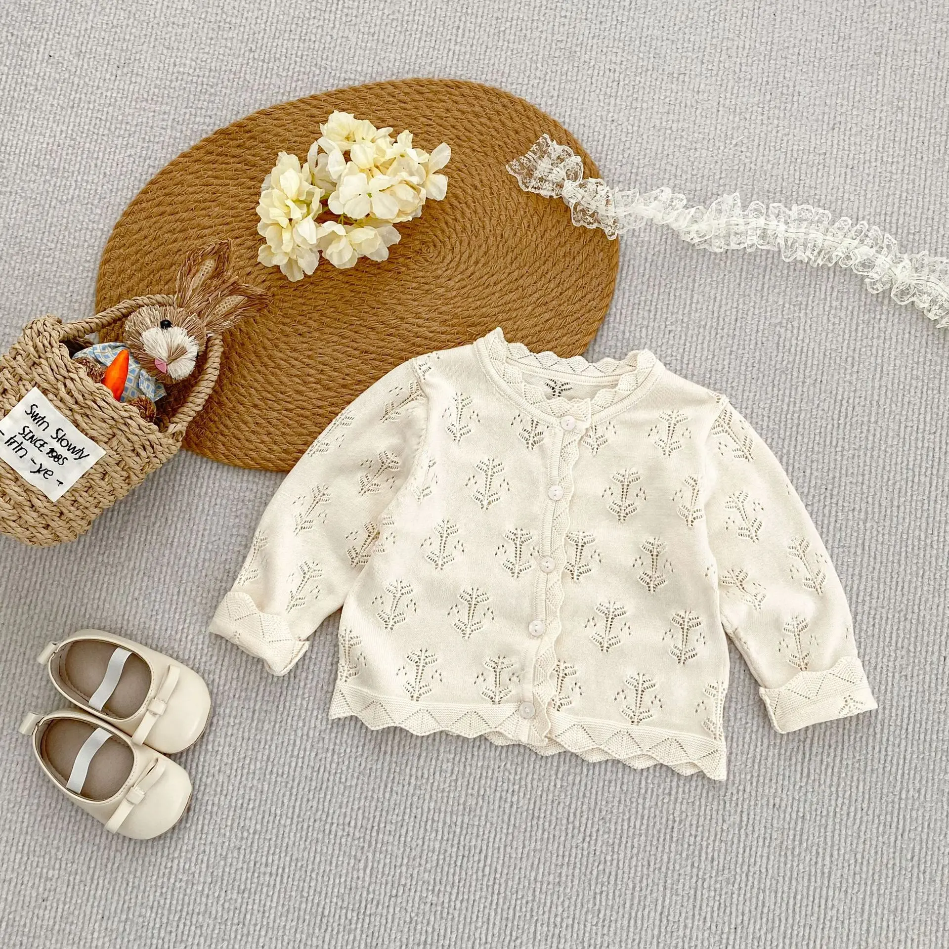 Summer new 0-3 year old baby clothing, delicate baby girl thin cardigan long sleeved air-conditioned shirt