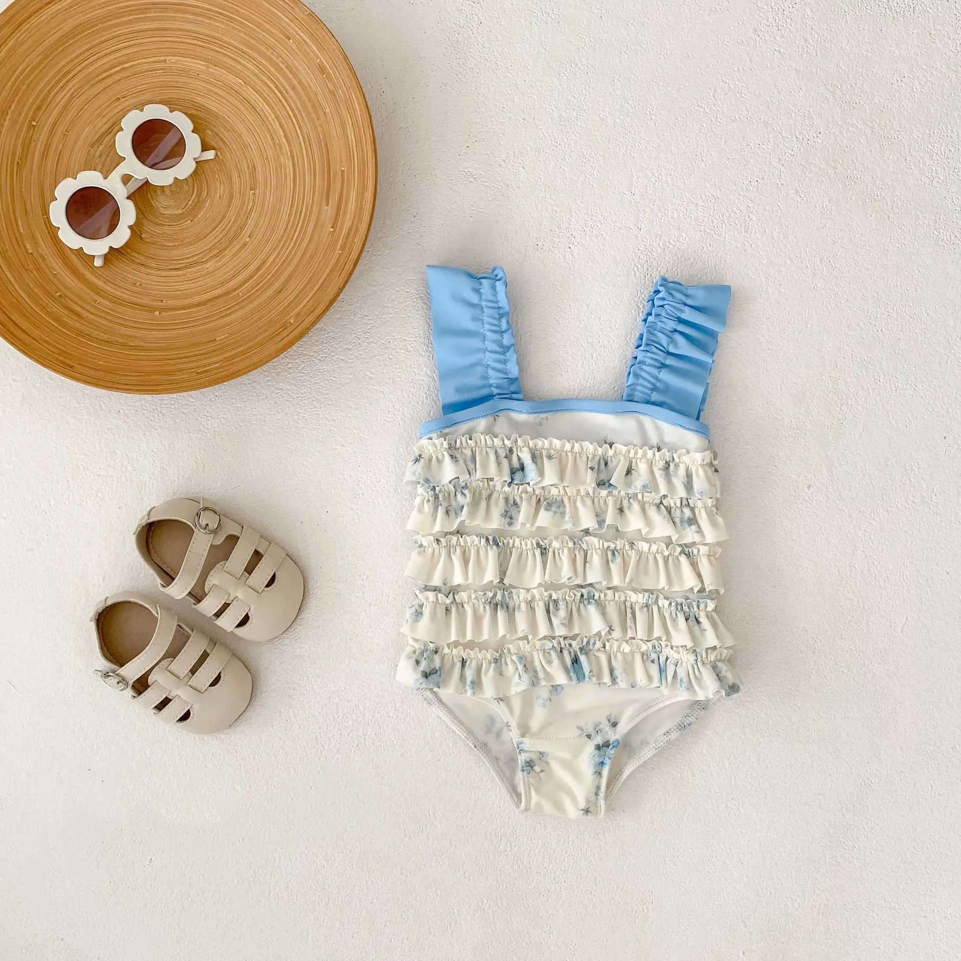 Spring and Autumn new 0-3 year old baby clothing, baby girl swimsuit, cake lace one-piece vest swimsuit