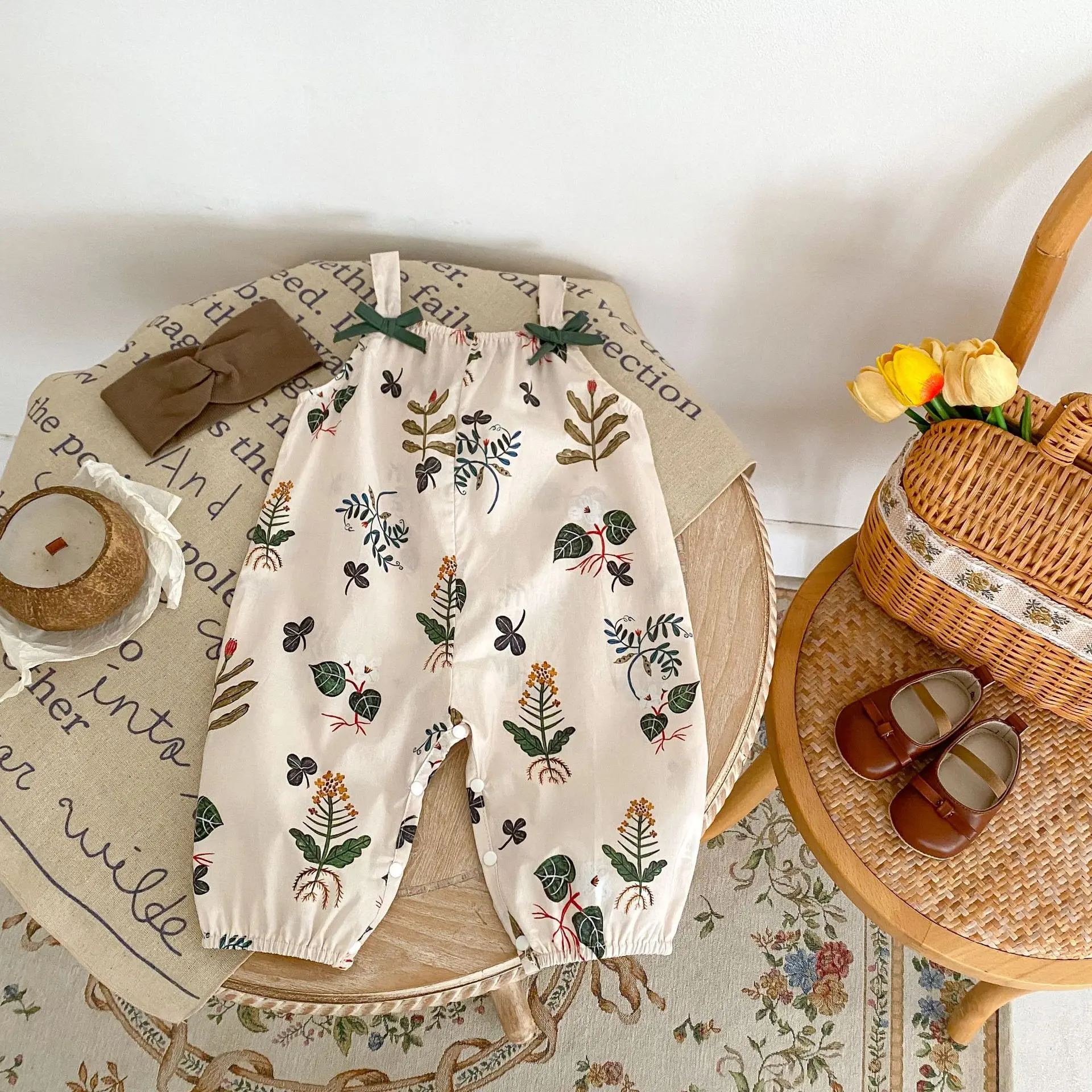 Summer new 0-3 year old baby clothing, baby  boys' and baby  girls' jumpsuits, leaf printed jumpsuit pants