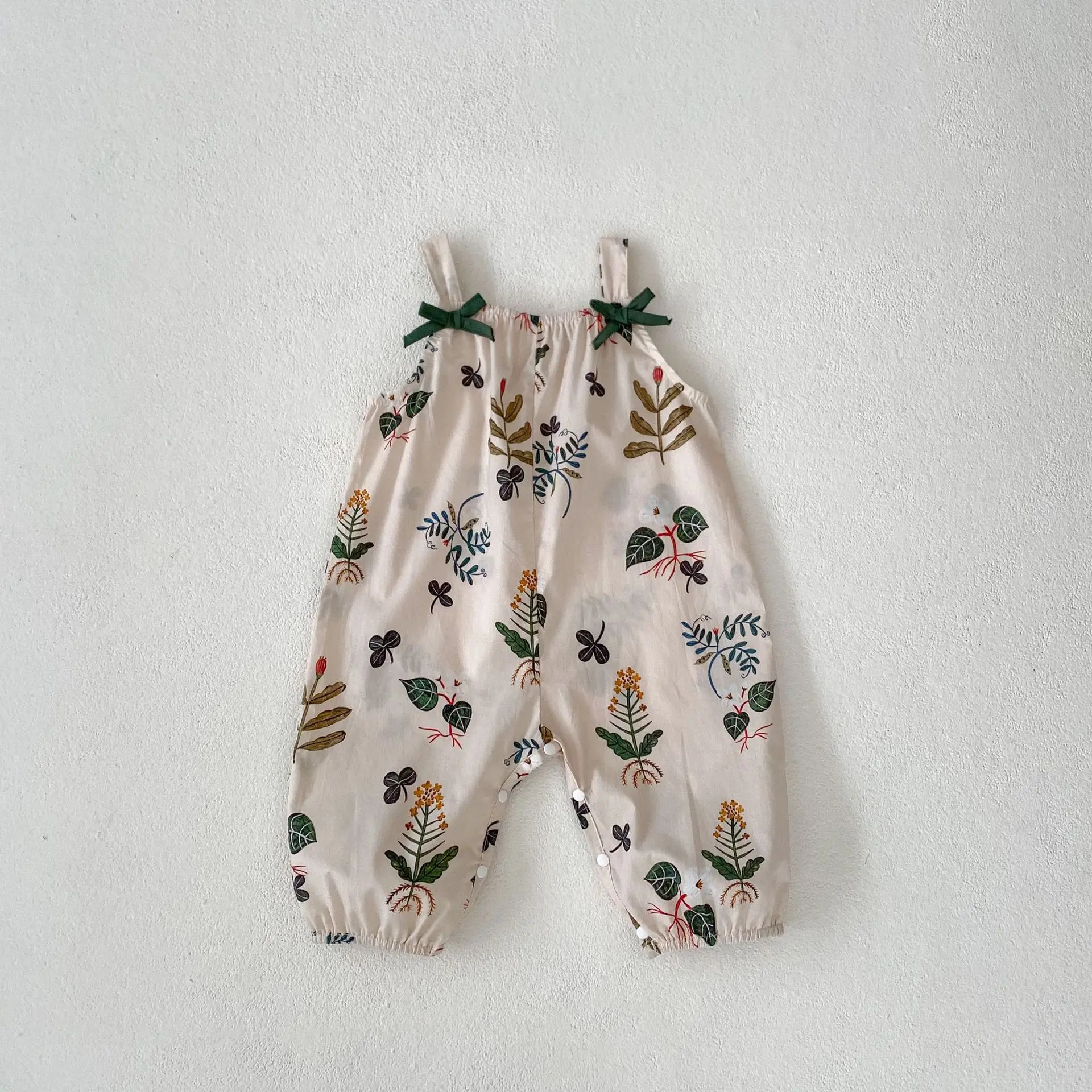 Summer new 0-3 year old baby clothing, baby  boys' and baby  girls' jumpsuits, leaf printed jumpsuit pants